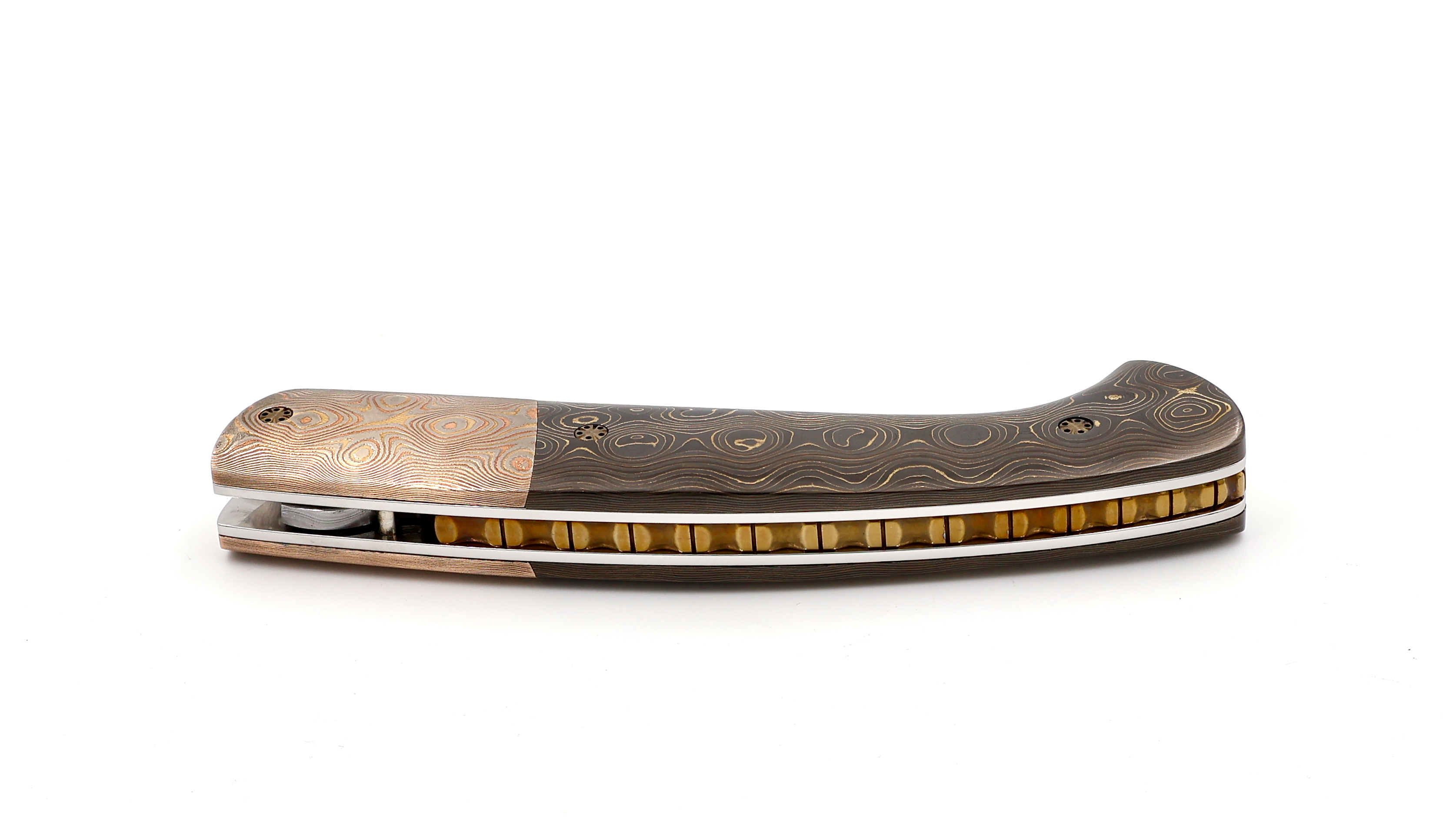 MANU LAPLACE 1515 Drop carbon water brass & mokume gane damascus Damascus blade