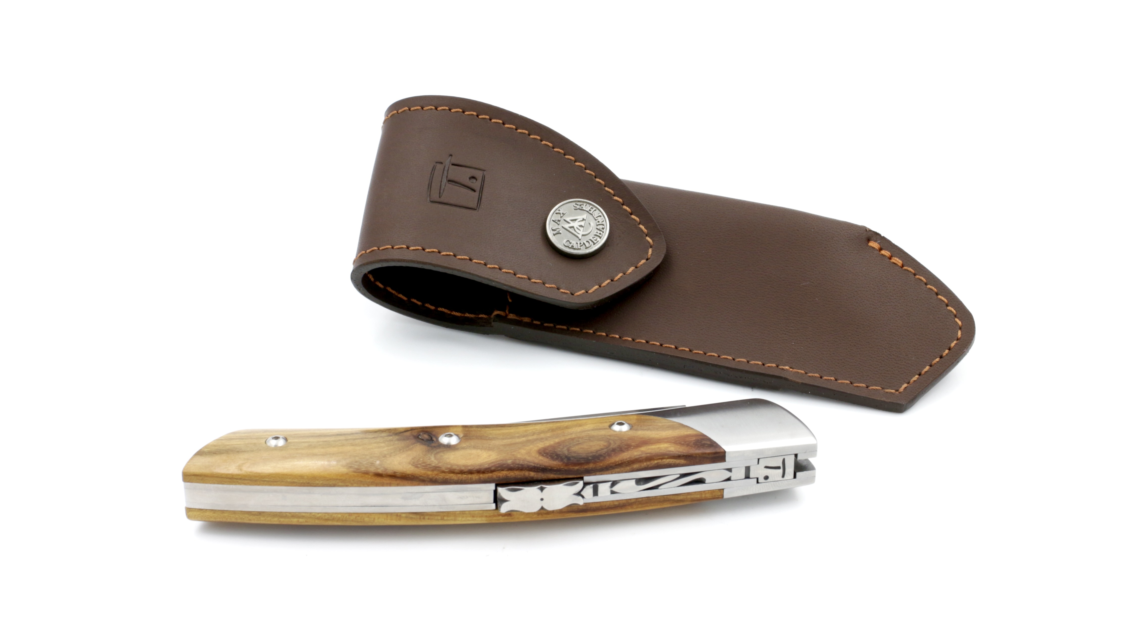 D7D84C18-FDFD-4E0F-AFC3-6A8E5F8A0EE5_1_201_a Chambriard LE TRAPPEUR Pistazie