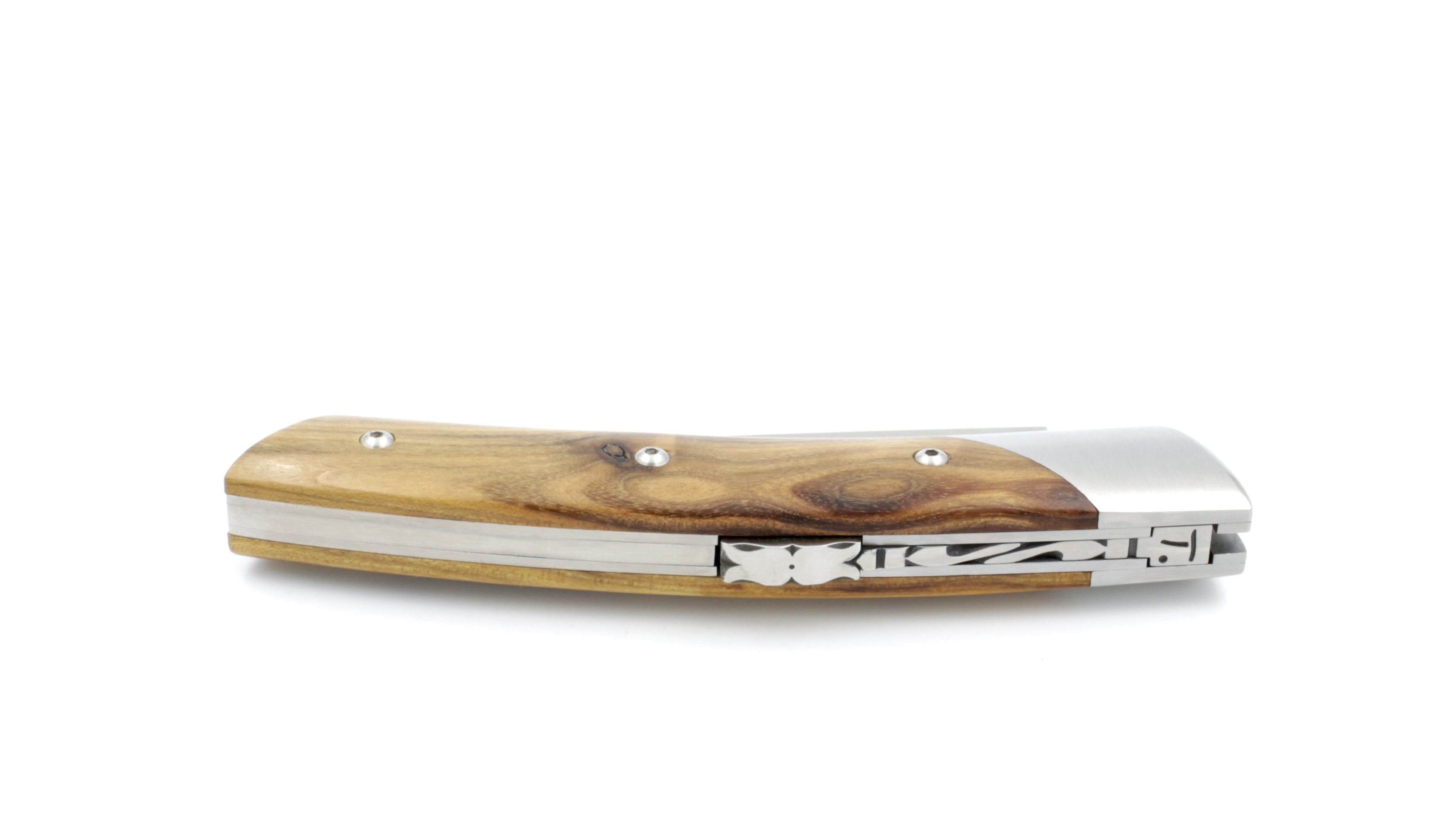 94D34F7C-4530-4156-B736-3228ABA0D81E_1_201_a Chambriard LE TRAPPEUR Pistazie