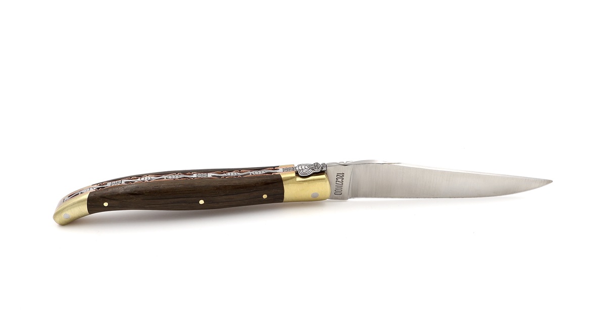 Laguiole en Aubrac knife BIJOU bog oak with chiseled plates 12 cm