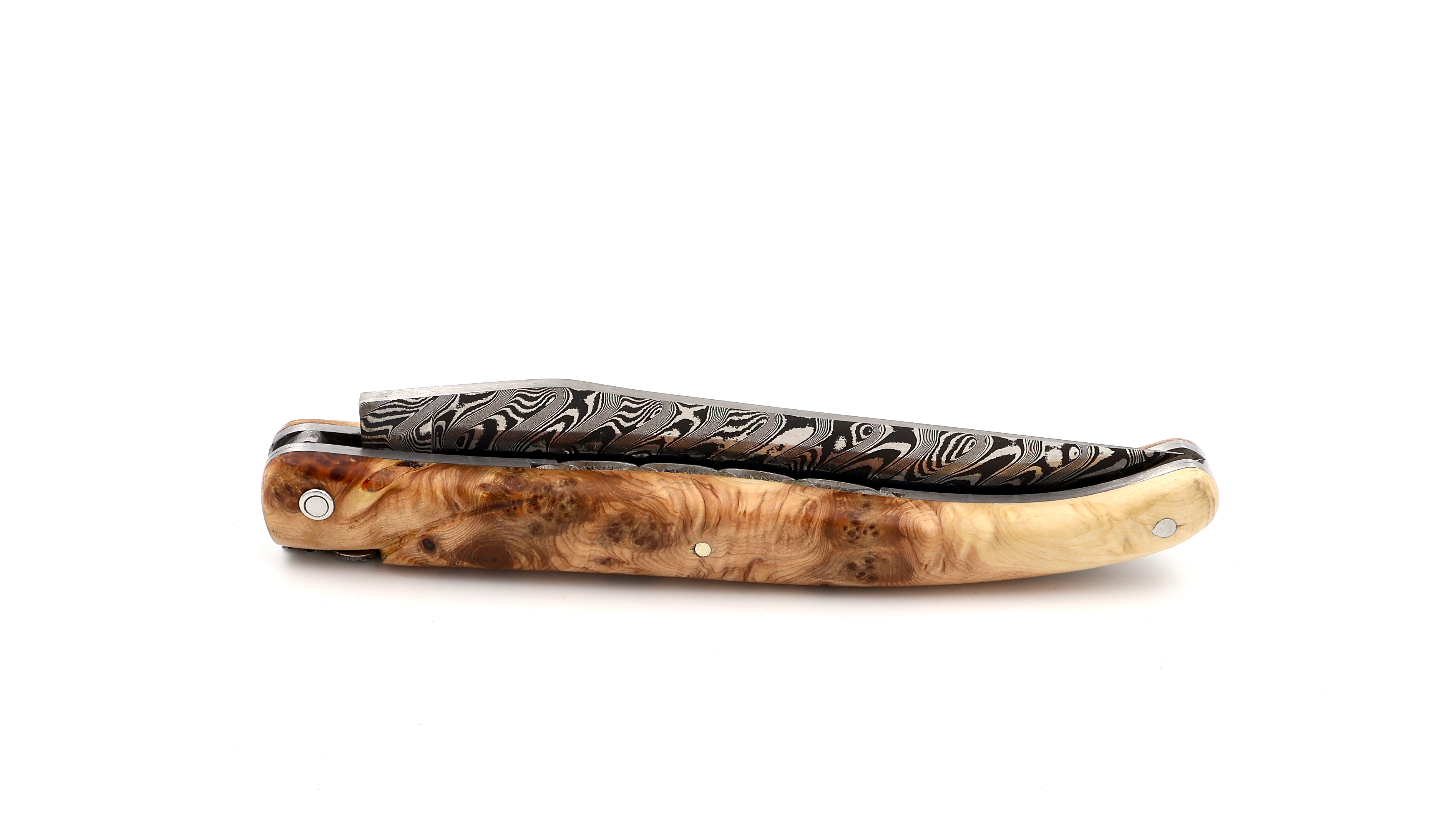 Laguiole en Aubrac damascus full handle juniper wood with double plates 12 cm