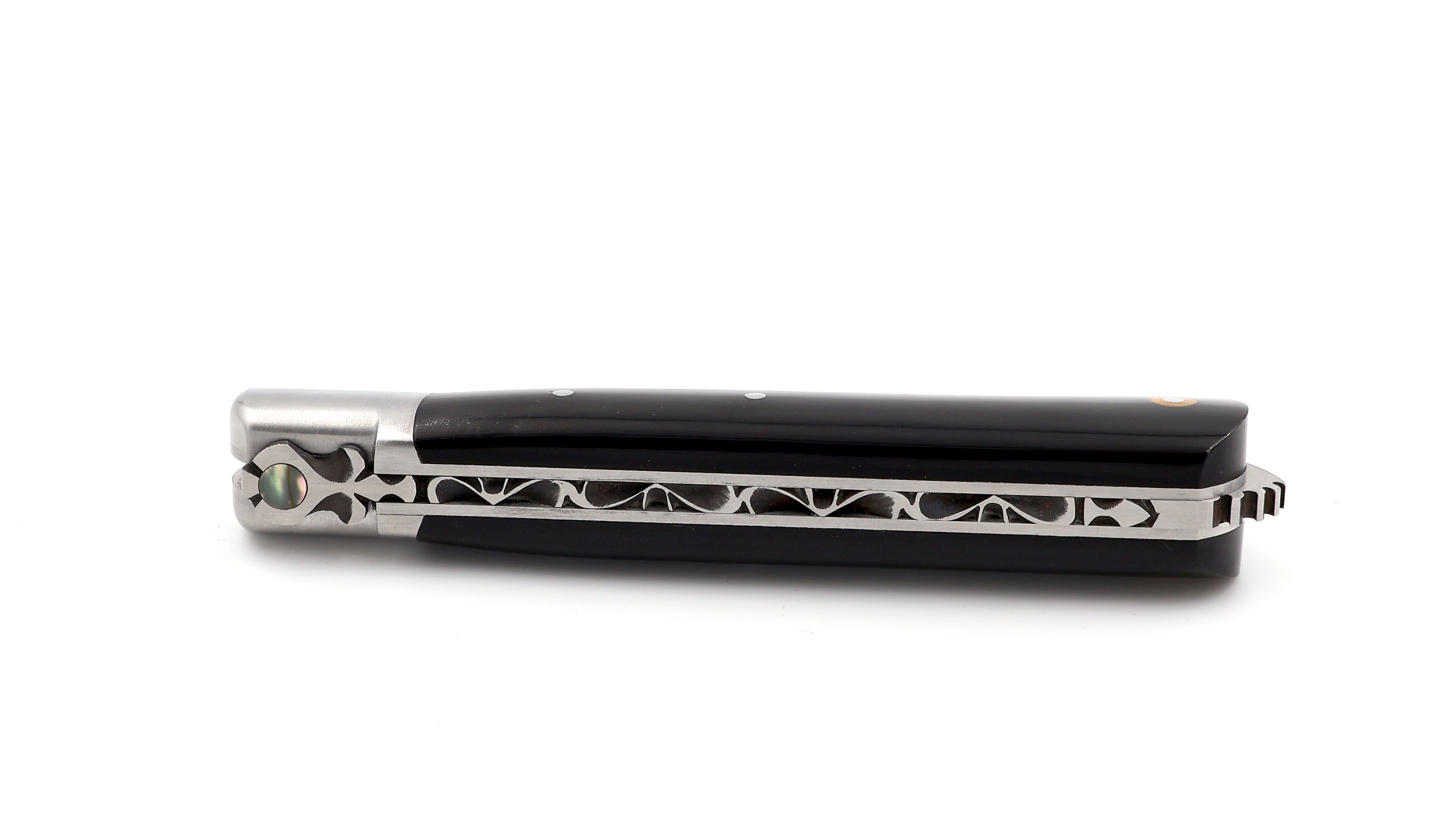 Fontenille Pataud 5 Coqs knife buffalo horn