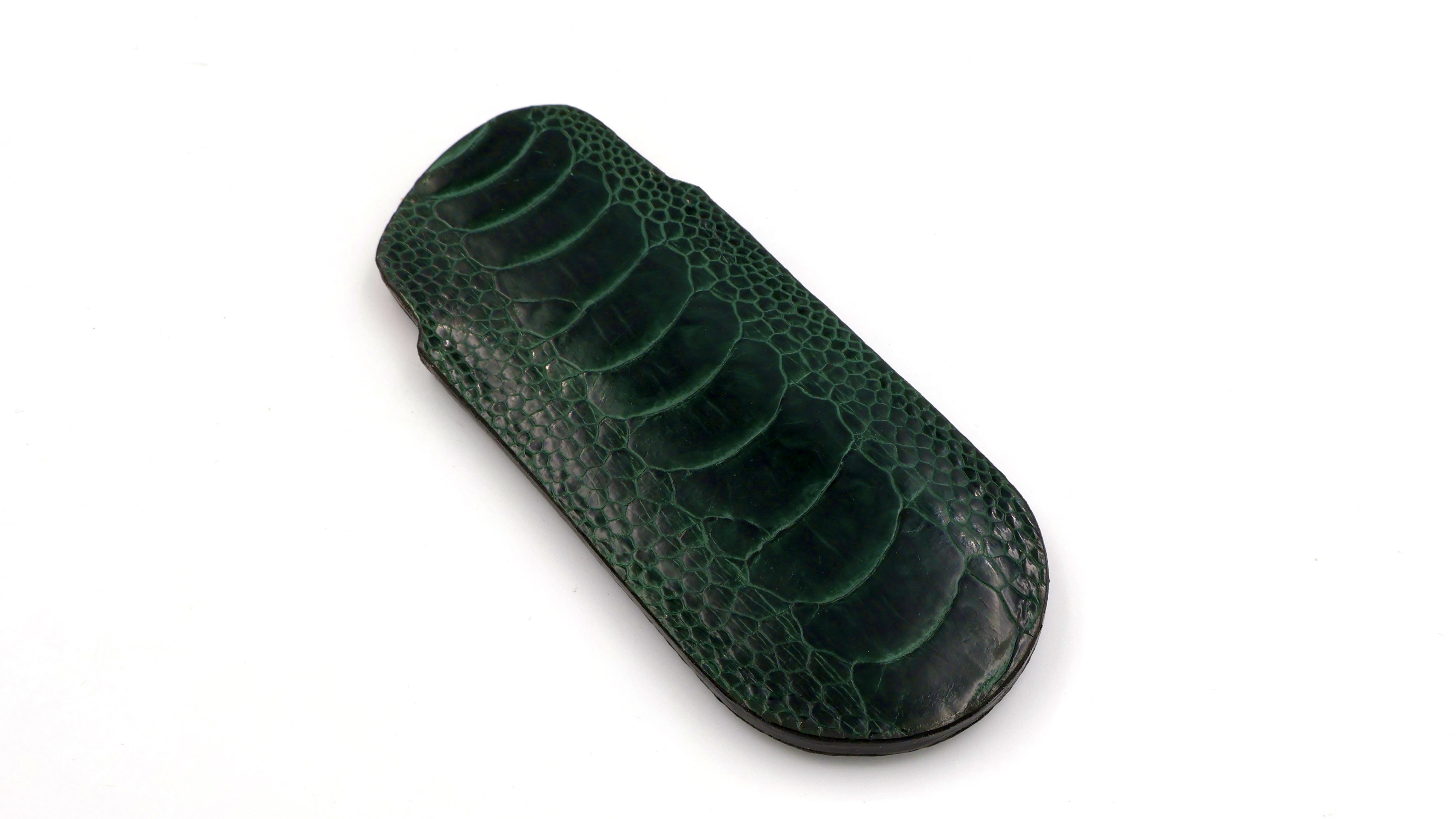 Atelier N°7 Stecketui Straussenbein Leder dunkelgrün 14,5 cm  