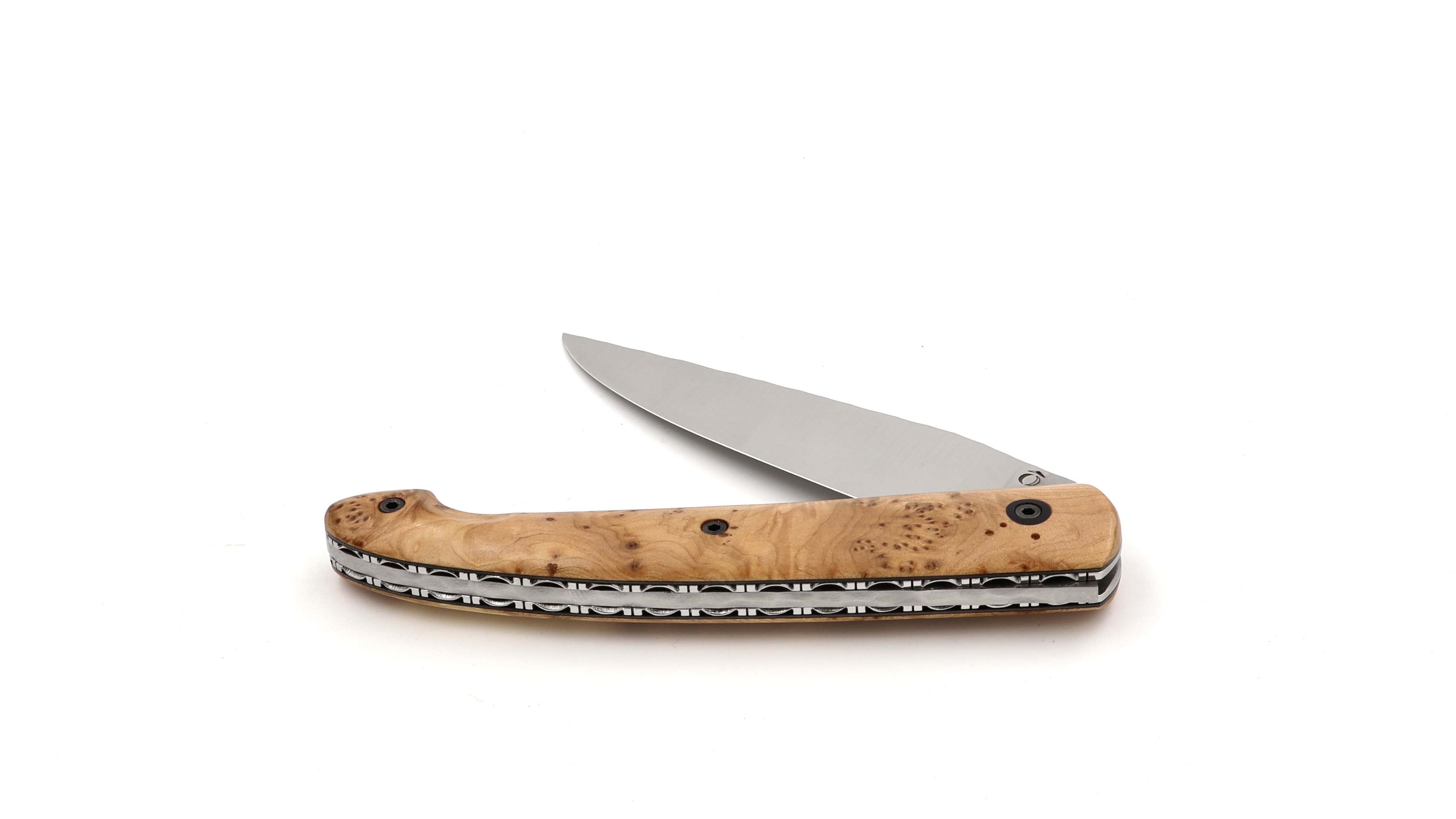 Atelier Odae Le PASSAGER burl of juniper burl