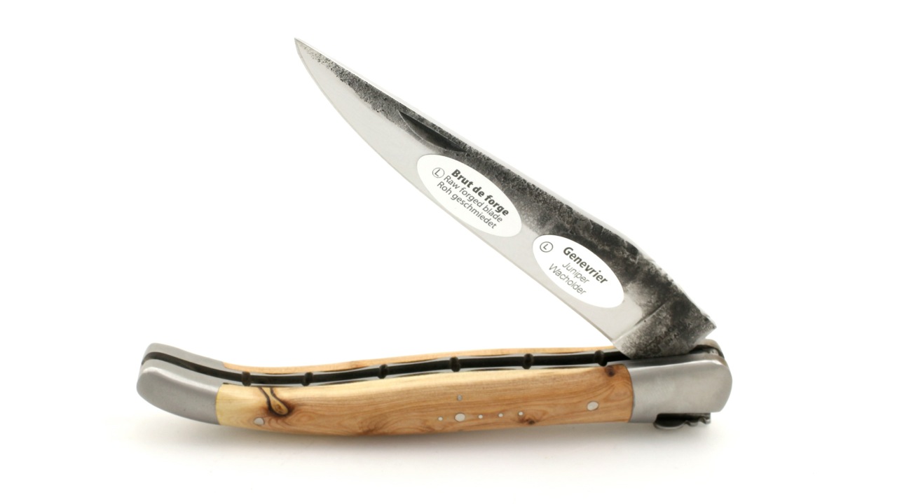Laguiole en Aubrac Brut de Forge Juniper with chiseled plates mat 12 cm