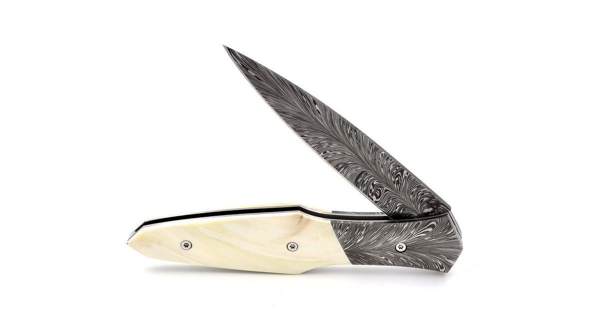 LARAUD Blades MagnaPinna Wüstenwarzenschwein Federdamast