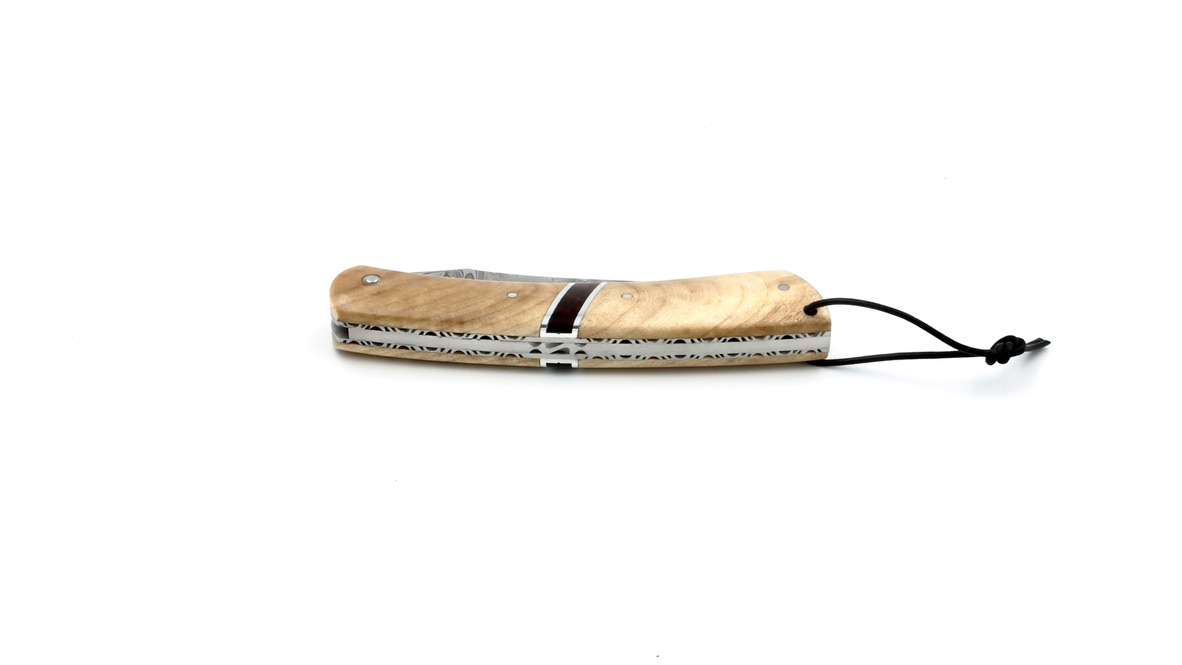 Laguiole en Aubrac Le CAMEMBERT limietiert Pappel  DSC® Carbondamast 