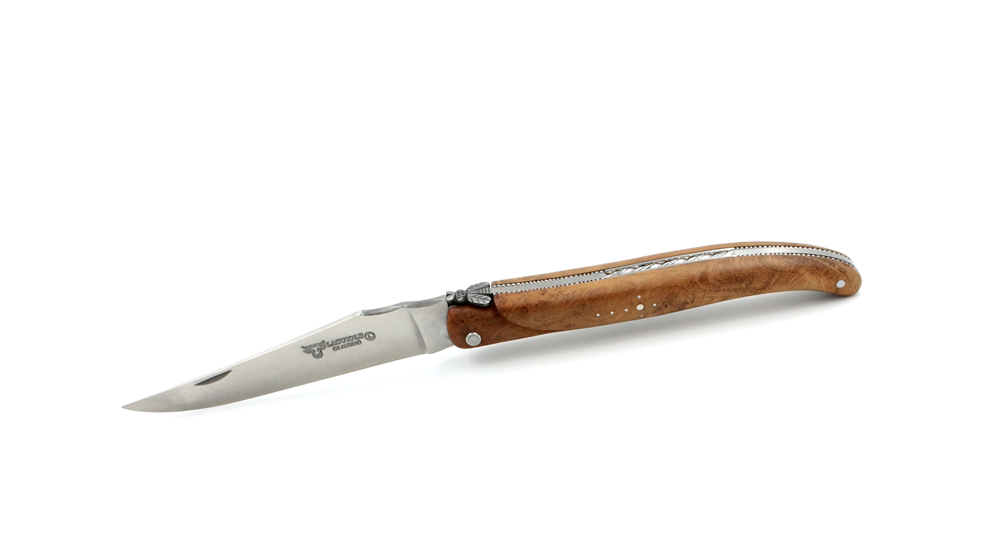 Laguiole en Aubrac teak wood pearl full handle chisled plates 12 cm