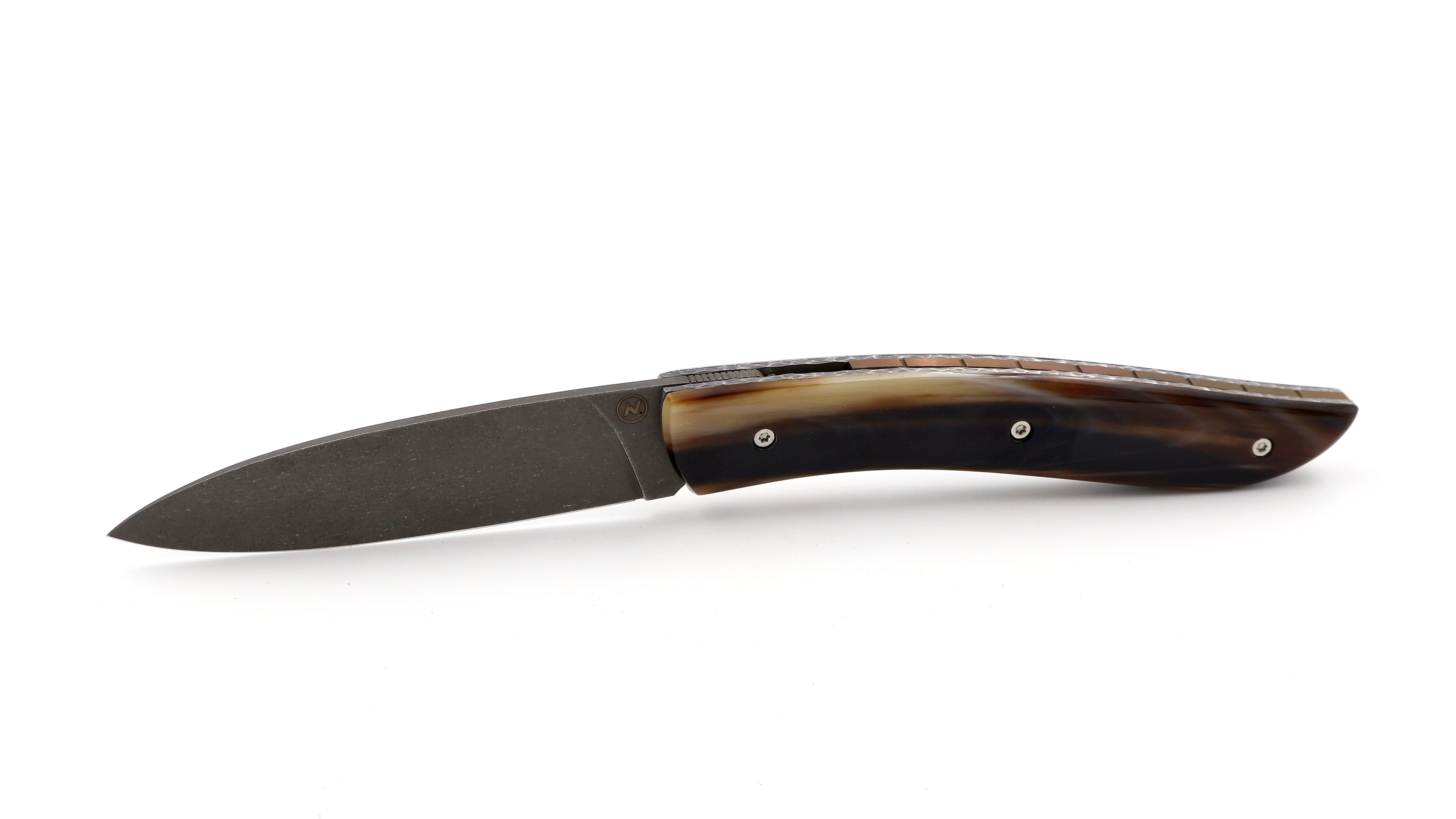 Atelier NÉVÉ Tim Bernard zebu horn tip stonewashed blade