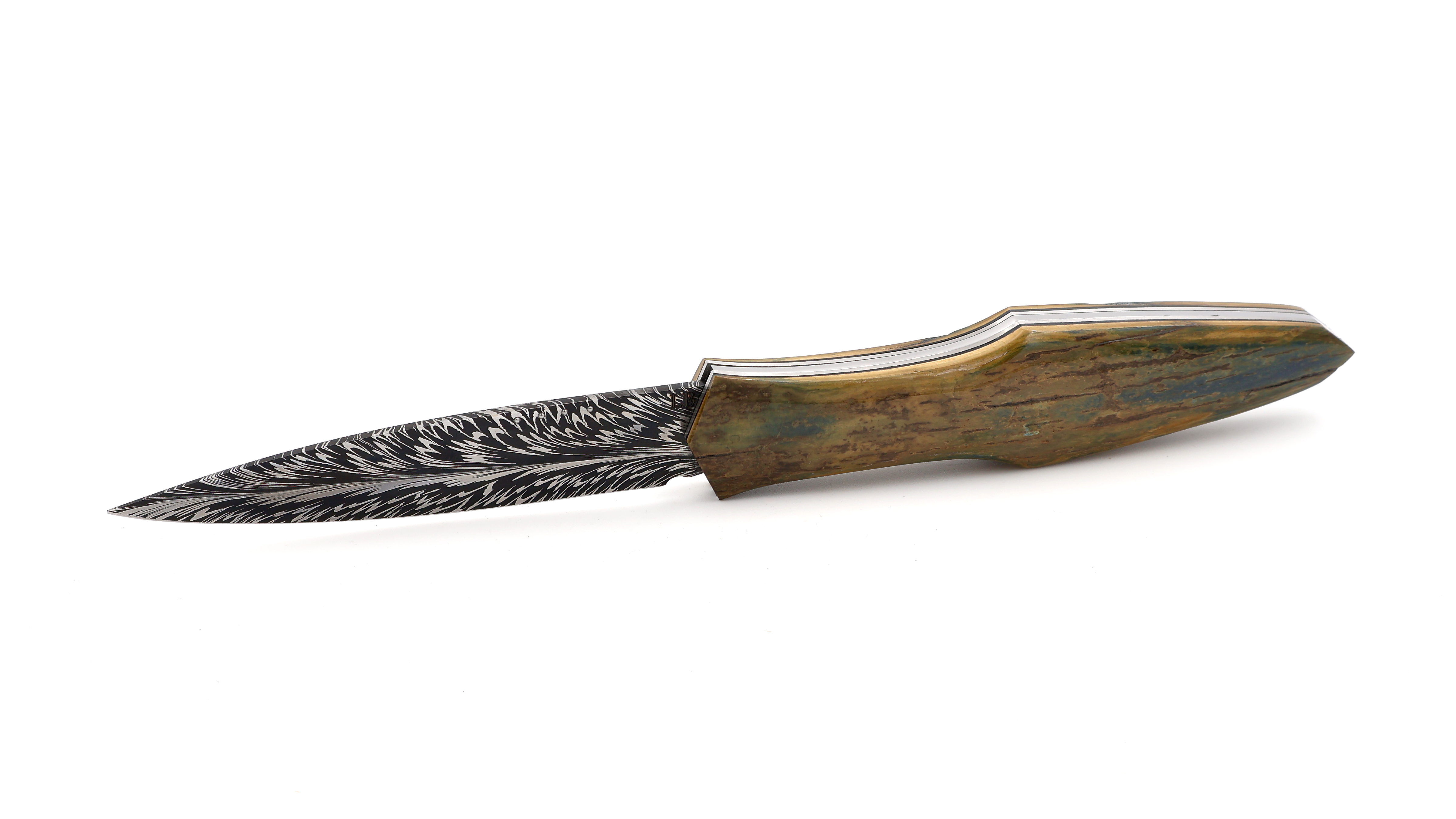 Laraud Blades MagnaPinna mammoth ivory & handforged feather damascus