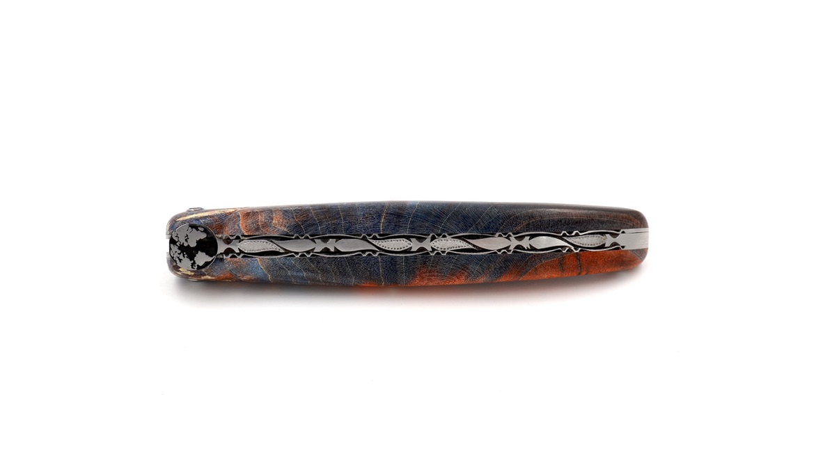 Laguiole en Aubrac Laguiole elder burl with EARTH bee DSC® Carbon damascus 12 cm
