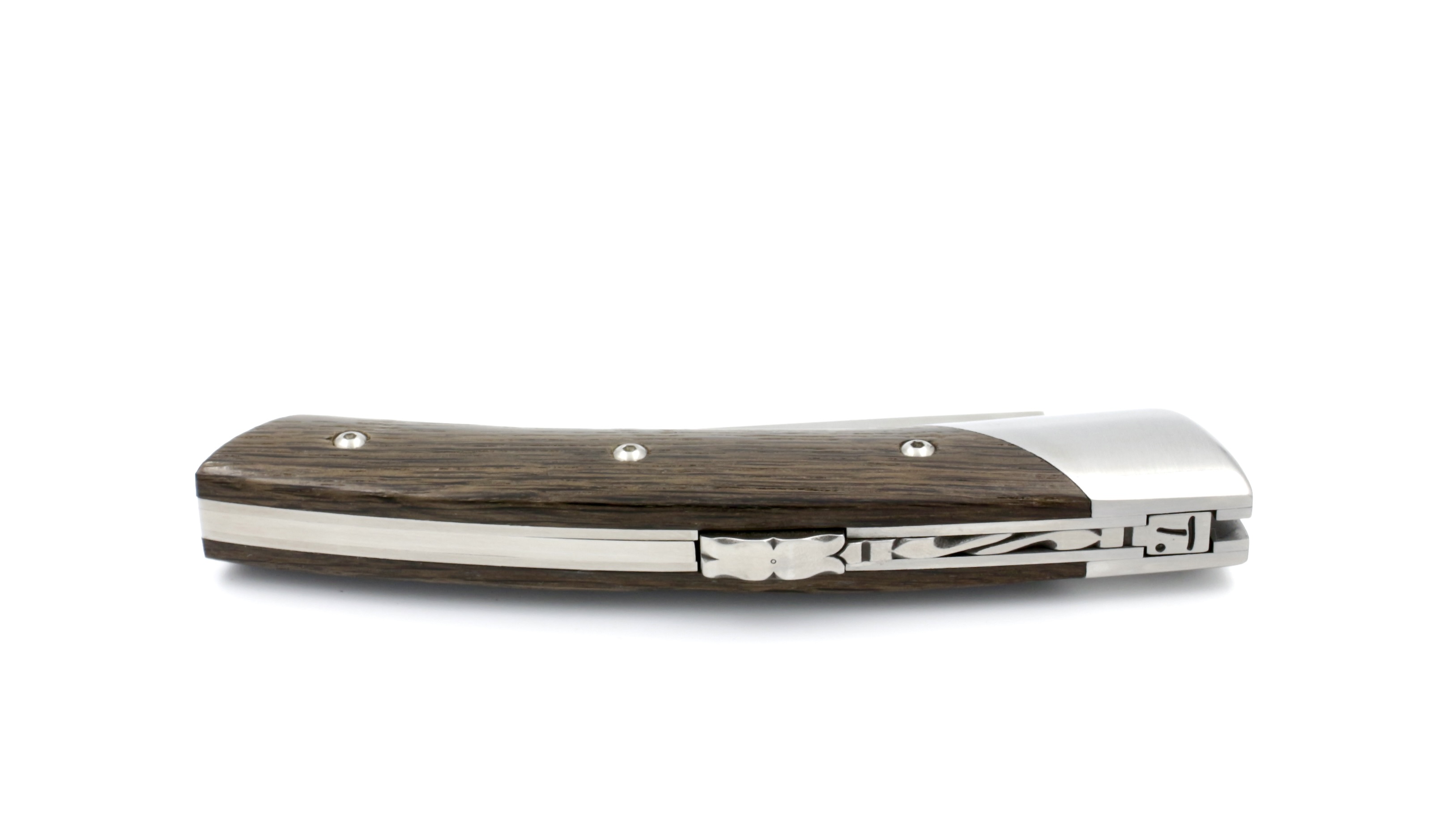 4400990D-9DD7-4105-BBC8-17FF7C4BFB7B_1_201_a Chambriard LE TRAPPEUR Mooreiche