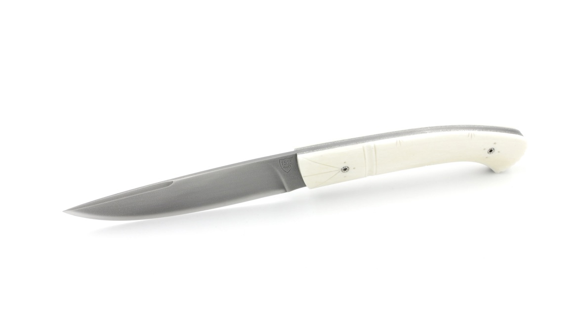 F312FD26-FDA5-46DC-ADBB-2884F05A15D1_1_105_c Manu Laplace Tafelmesser 1515 Inuit Rentierknochen