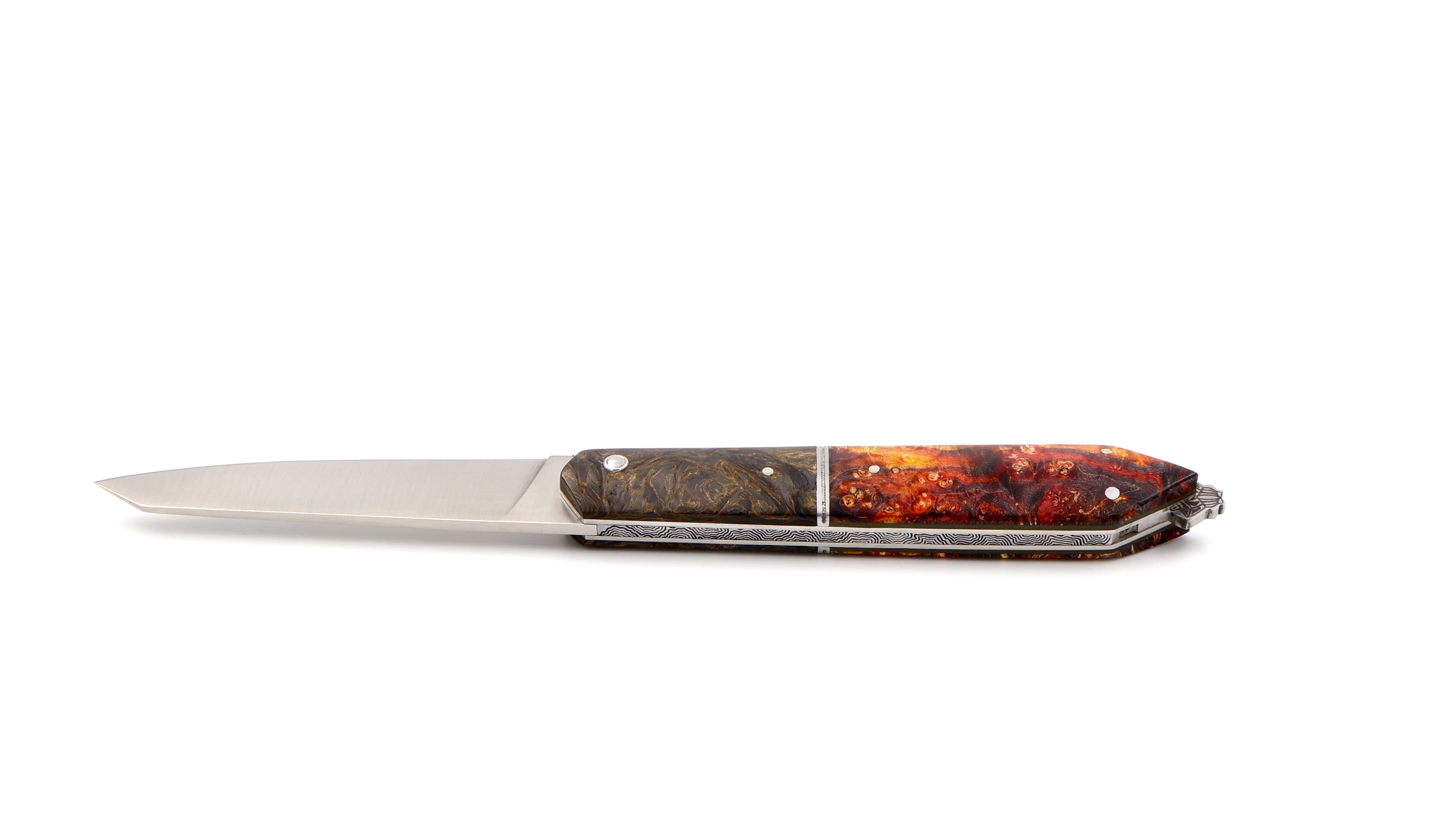 Laguiole en Aubrac BEE BACK unique piece carbonfiber and elder burlwood