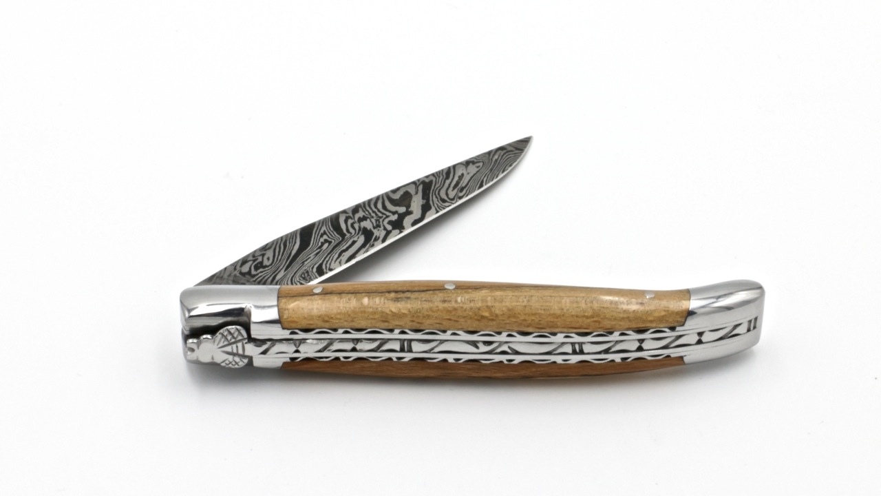 IMG_9778 Laguiole en Aubrac Explosionsdamast Aubrac Holz poliert Doppelplatine 12 cm