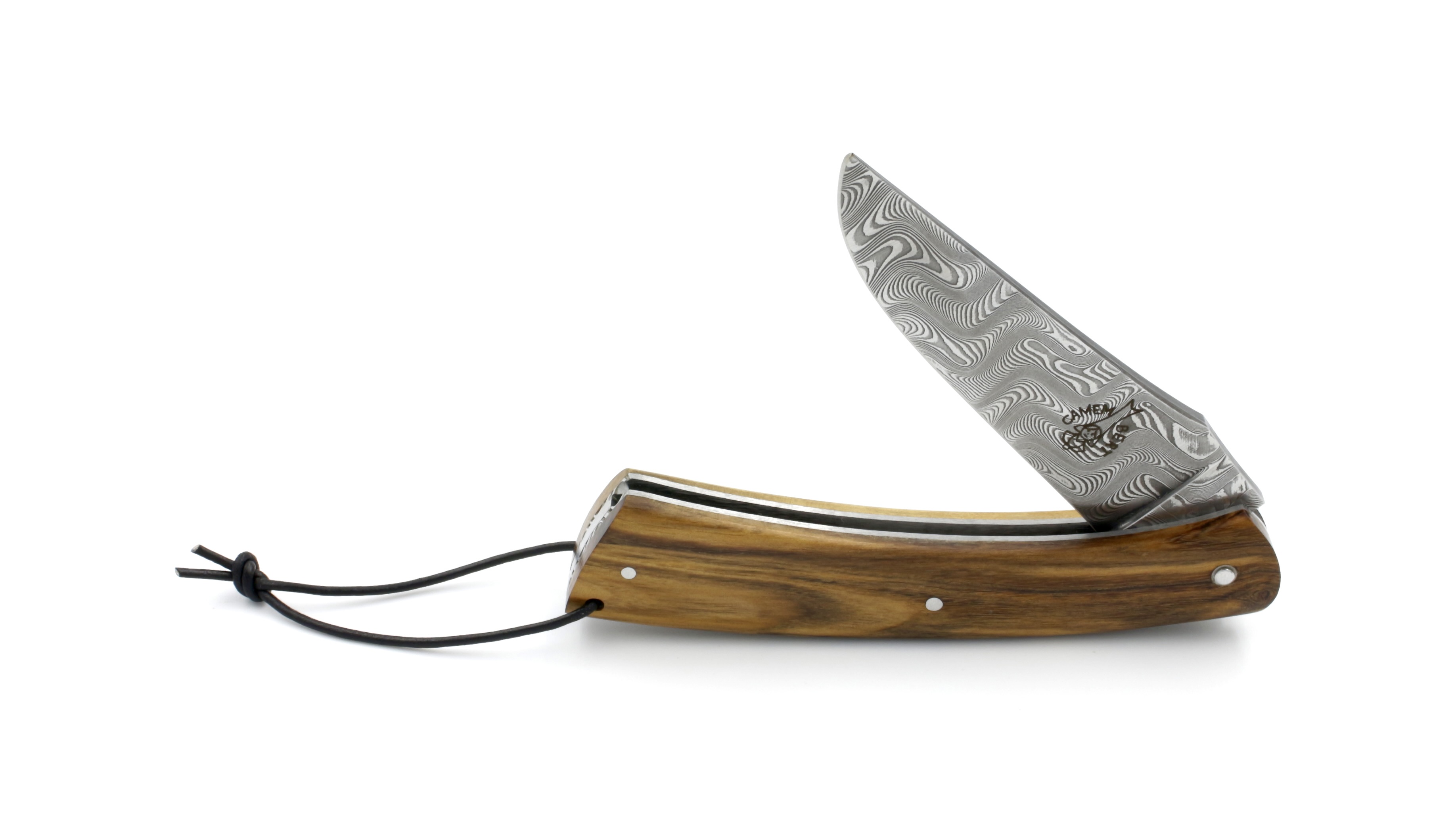 Laguiole en Aubrac CAMEMBERT knife pistazio with guillochage DSC® Carbondamast