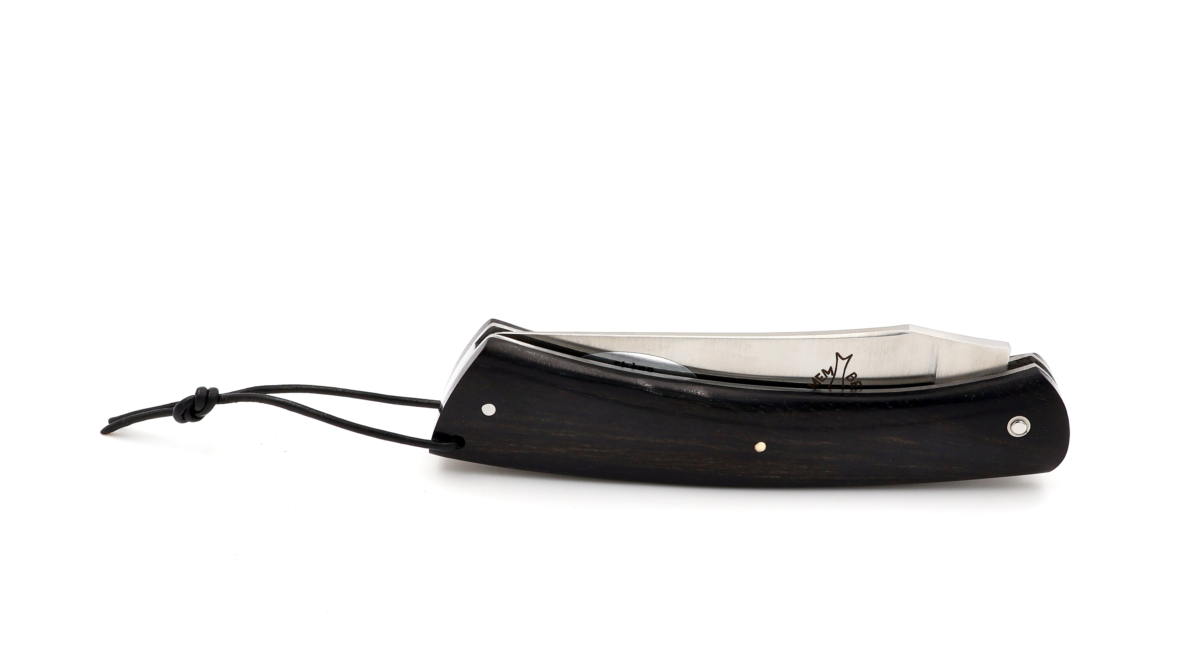 Laguiole en Aubrac CAMEMBERT knife ebony with guillochage