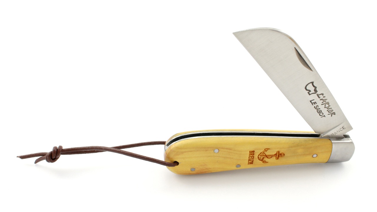 AU SABOT L'ARMOR Buchs Brandmalerei