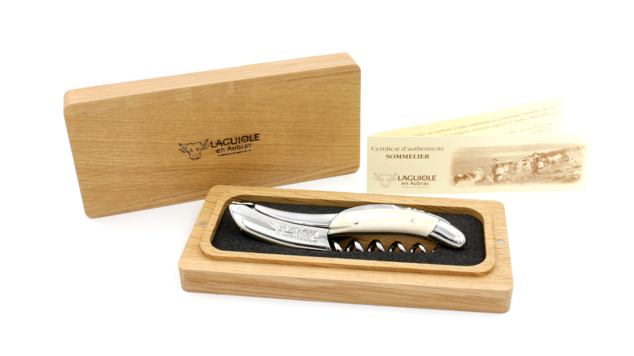 Laguiole en Aubrac Laguiole Somelier knife warthog