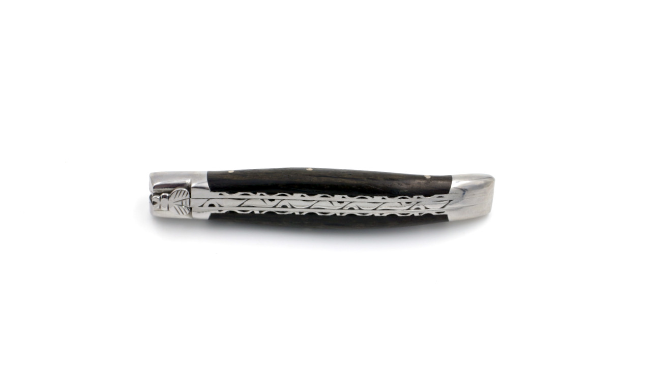 Laguiole en Aubrac Mooreiche poliert guillochierte Klinge Doppelplatine 12 cm