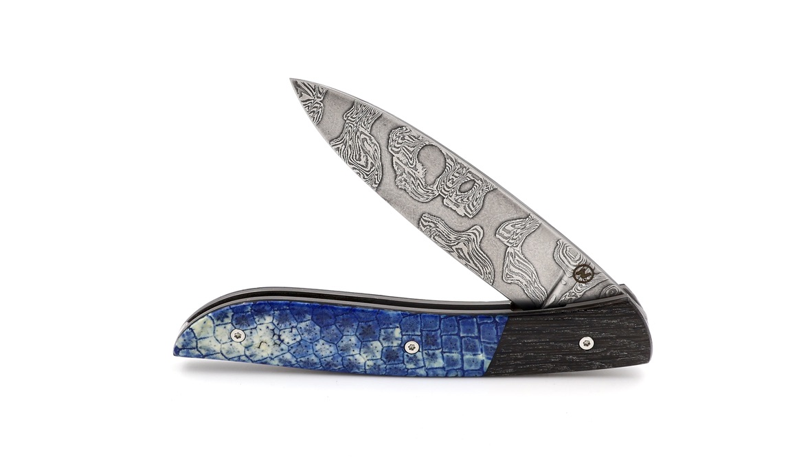 Tim Bernard NÉVÉ Gürteltierpanzer & Mooreiche Damastklinge