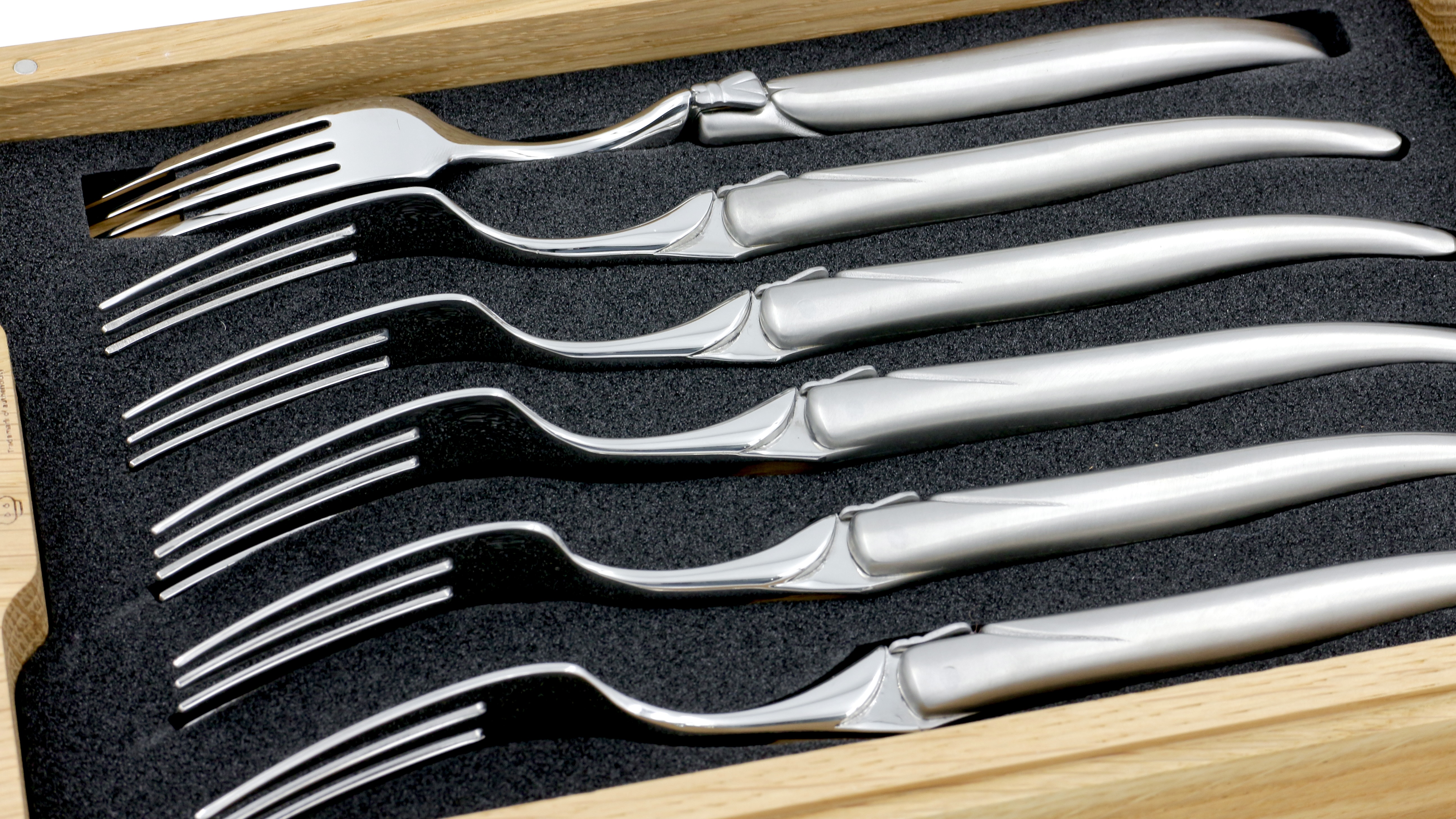 Laguiole en Aubrac Laguiole Steakgabel Set 6-teilig  Edelstahl geschmiedet matt Laguiole en Aubrac Laguiole Steakgabel Set 6-teilig  Edelstahl geschmiedet matt