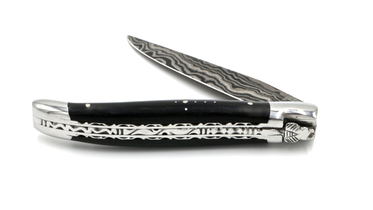 Laguiole en Aubrac double plate knife damascus ebony wood 12 cm