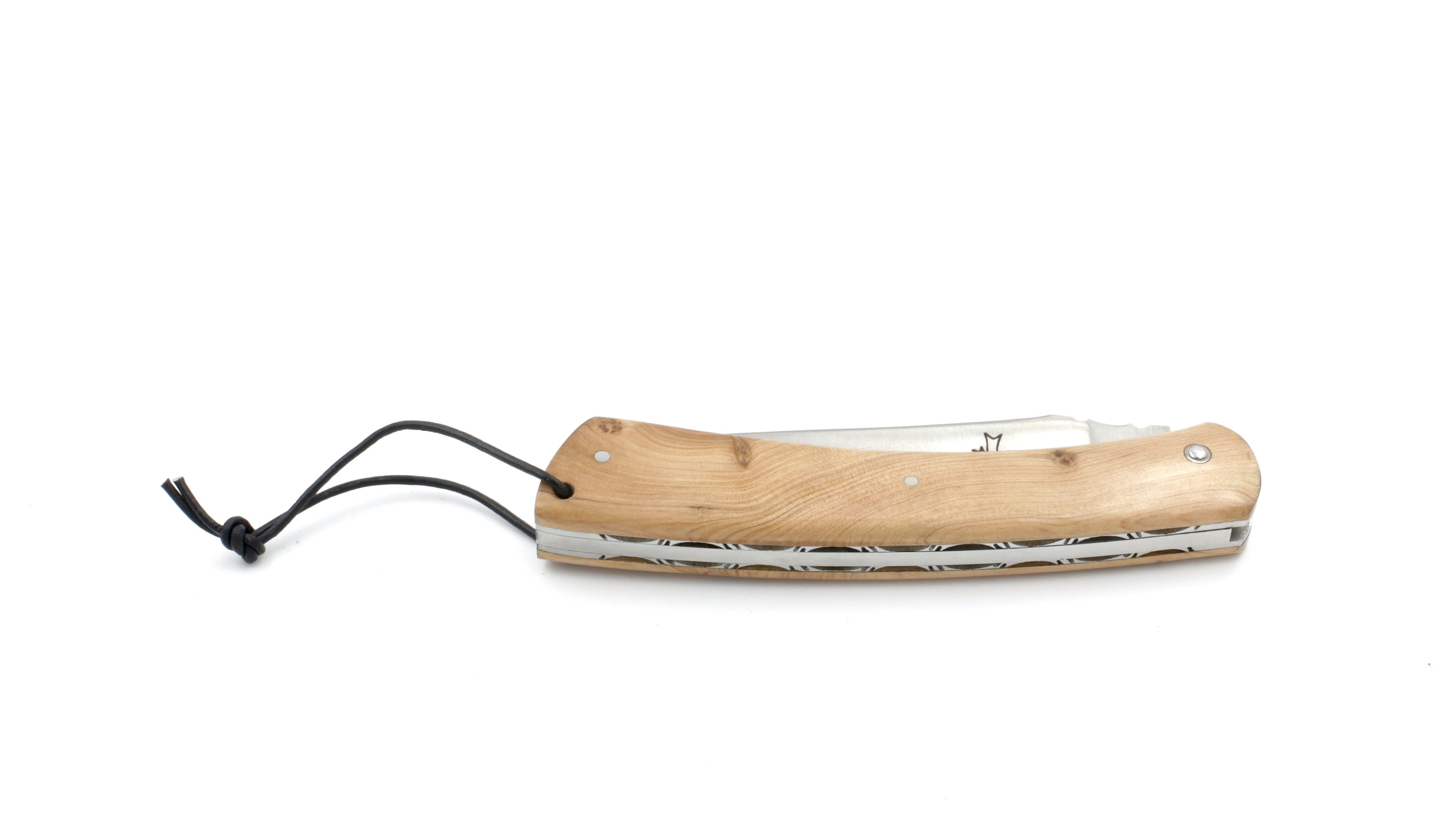 Laguiole en Aubrac CAMEMBERT knife juniper with engraving