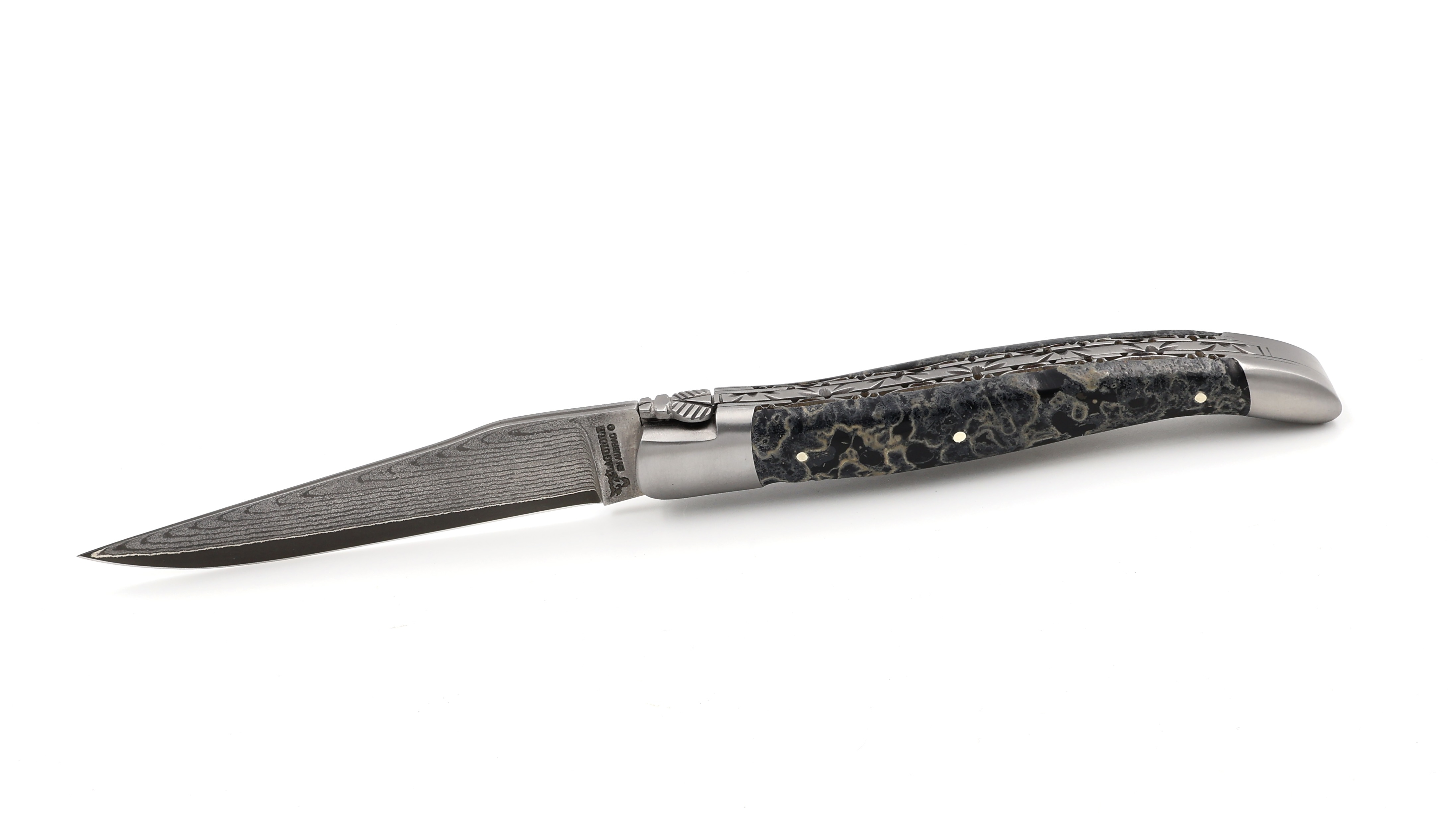 Laguiole en Aubrac jap. Damast schwarzer Lavastein Doppelplatine 12 cm  