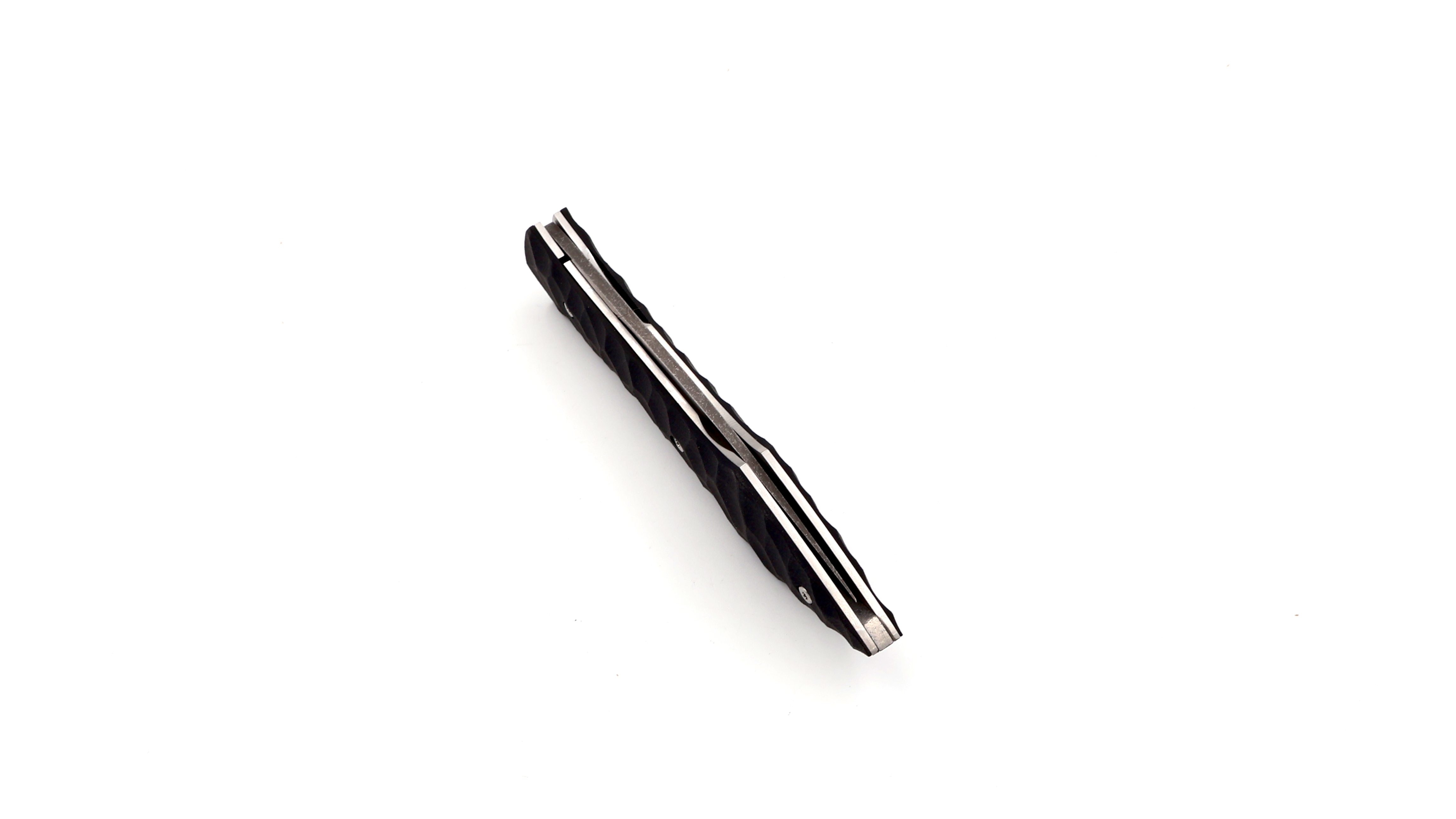 Laraud Blades L’Oegopsyde faceted black G10
