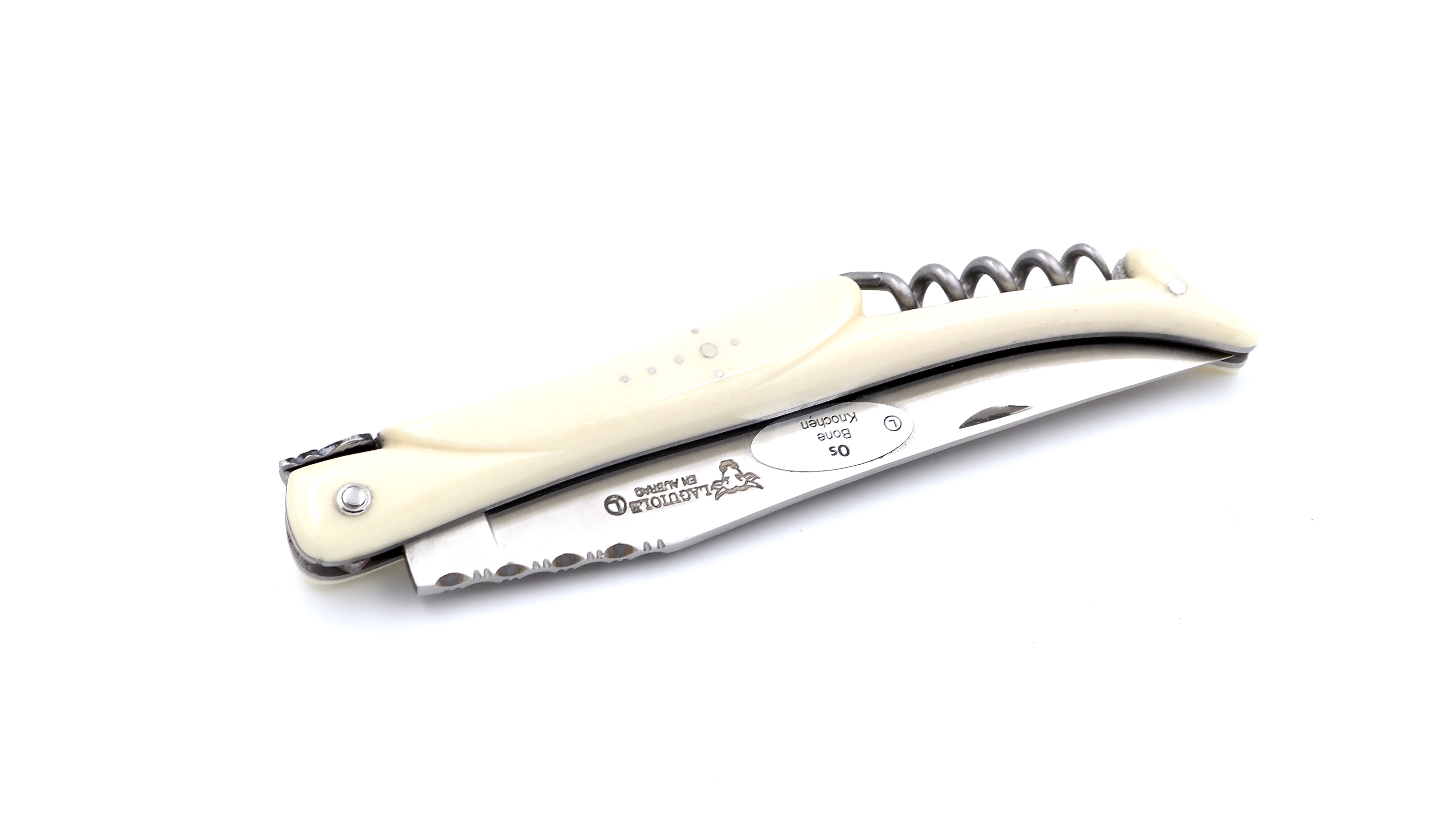 Laguiole en Aubrac Aubrac cow bone full handle with corkscrew mat 14 cm Laguiole en Aubrac Aubrac cow bone full handle with corkscrew mat 14 cm