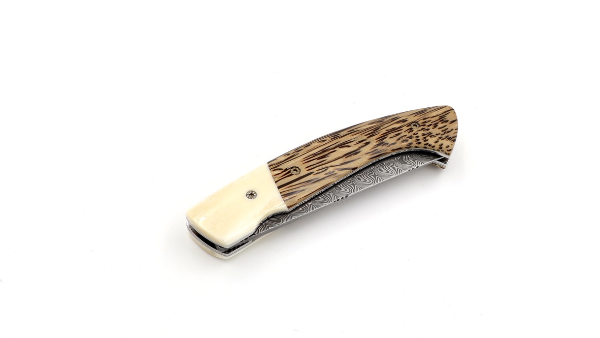 MANU LAPLACE 1515 ZULU buffalobone palmwood damascusblade MANU LAPLACE 1515 ZULU buffalobone palmwood damascusblade