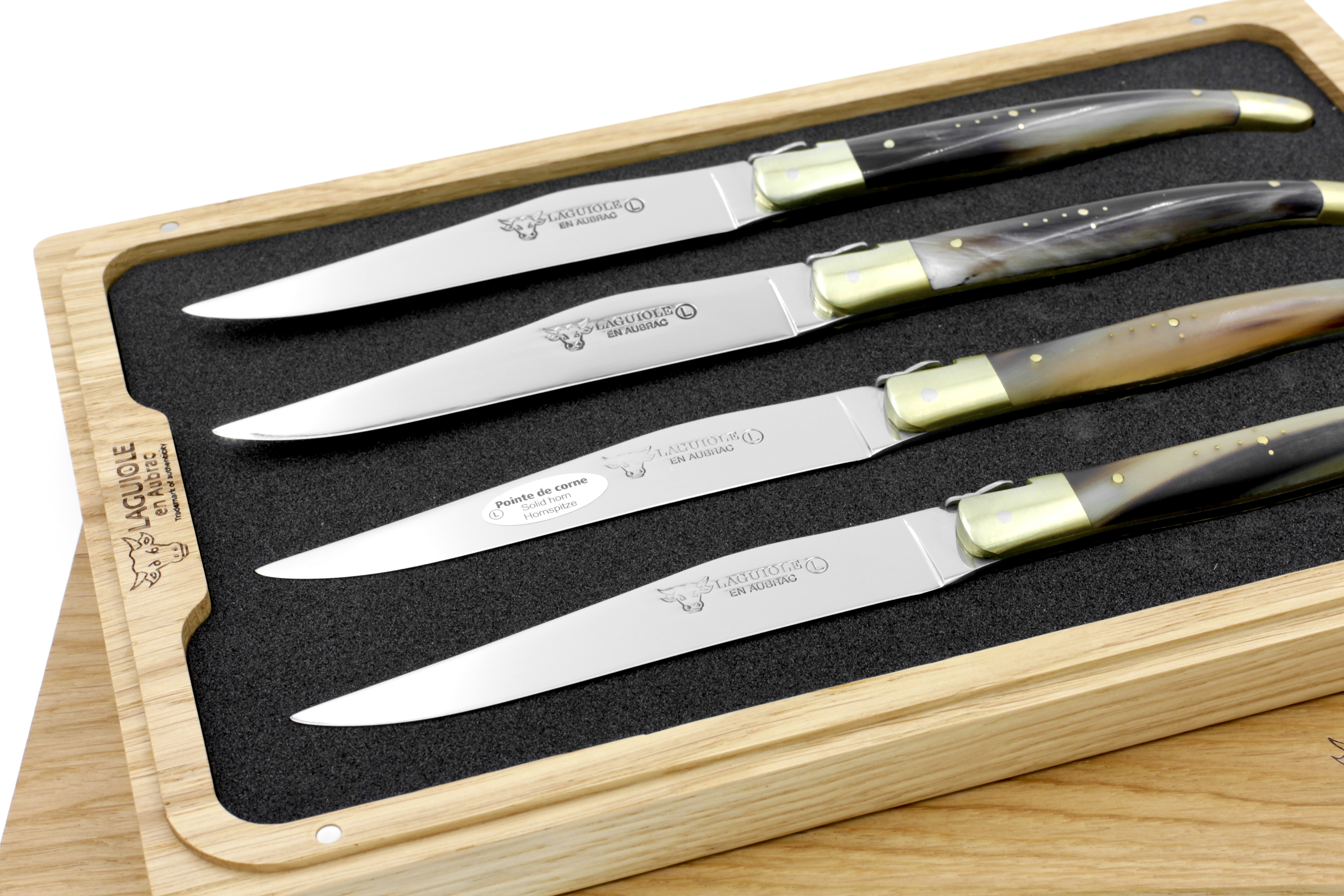 Laguiole en Aubrac steak knives set flamed horn tip brass