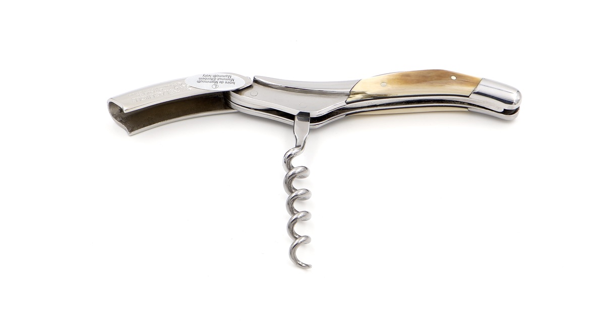 Laguiole en Aubrac Laguiole Sommelier knife Mammout croute