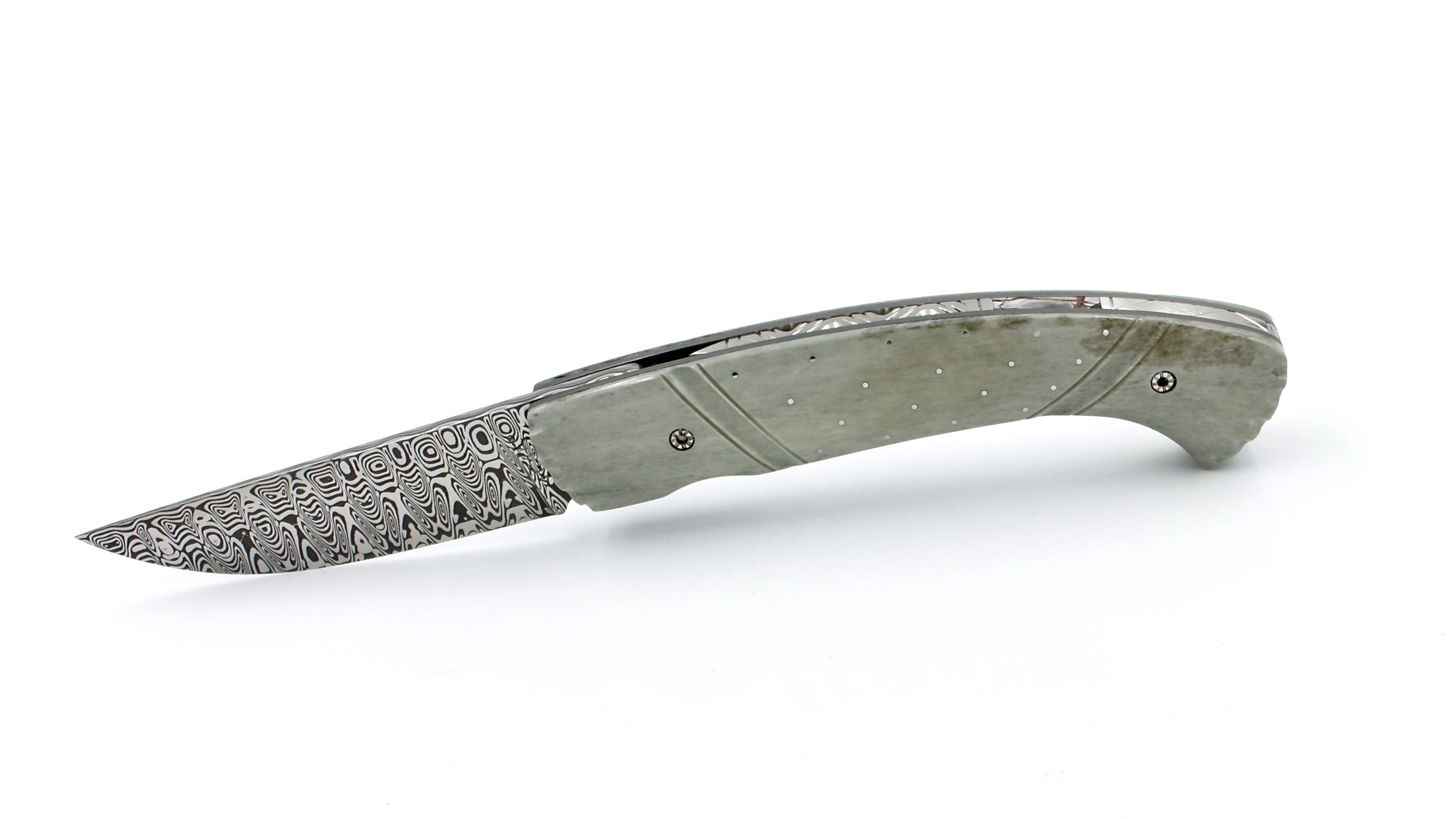 MANU LAPLACE 1515 INUIT CLOUTÉ Rentierknochen grau Damast