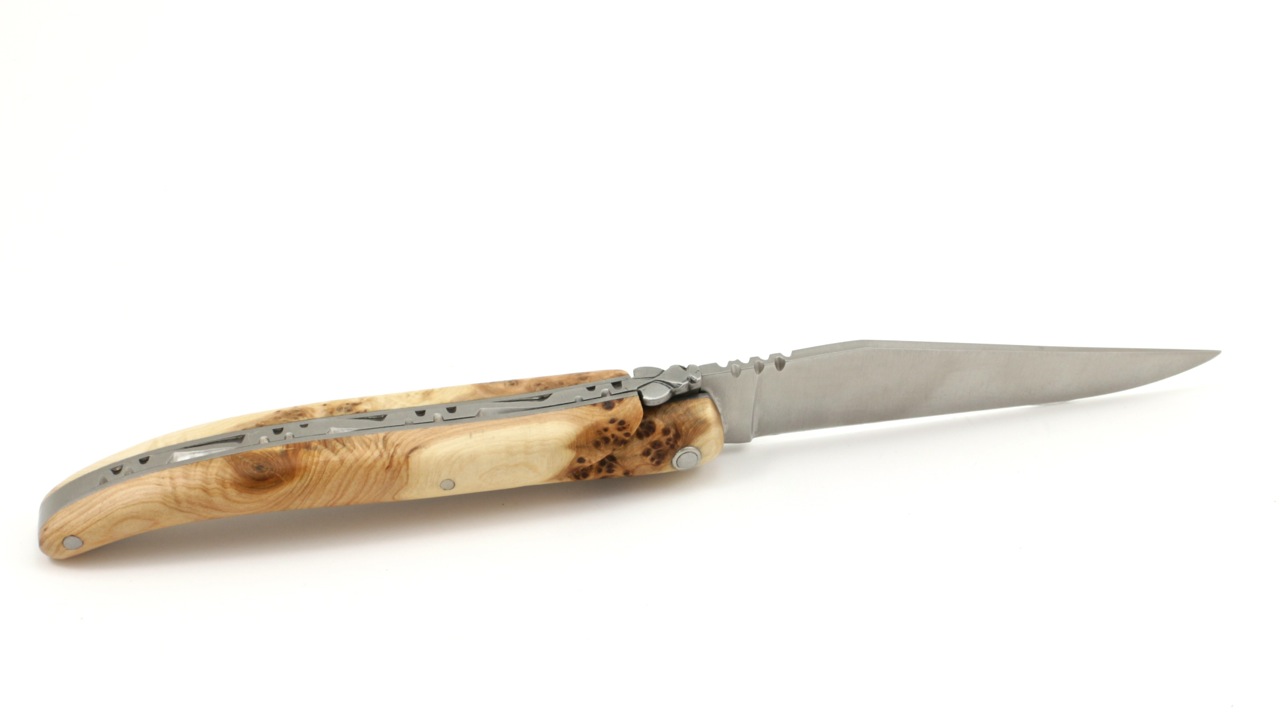 Laguiole en Aubrac juniper full handle 10 cm