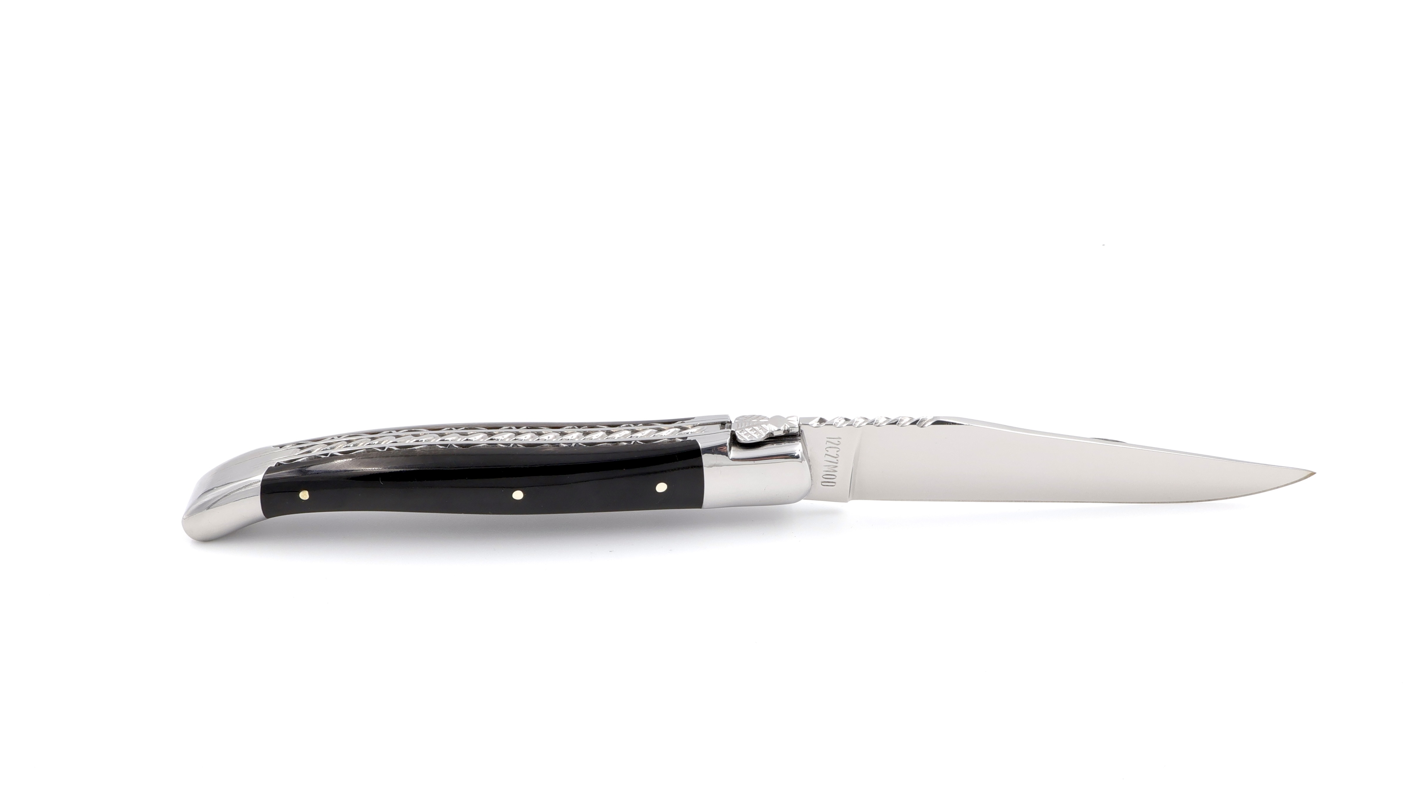 Laguiole en Aubrac double plate knife Spiral spring buffalo horn 12 cm