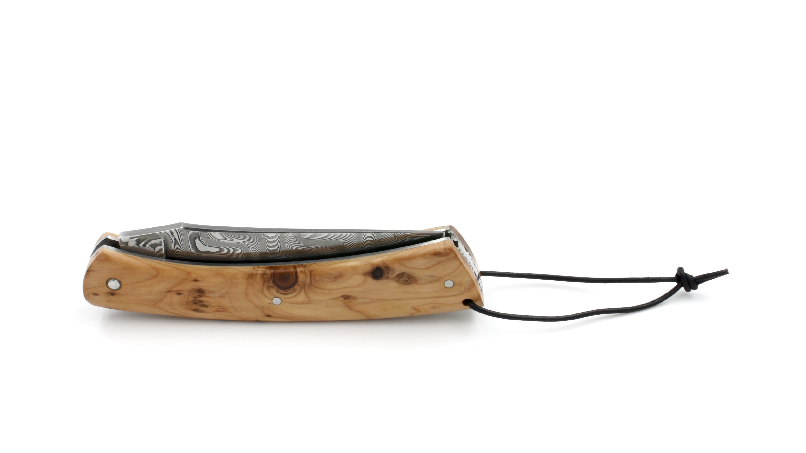 Laguiole en Aubrac Le CAMEMBERT guillochiert Wacholder DSC® Carbondamast
