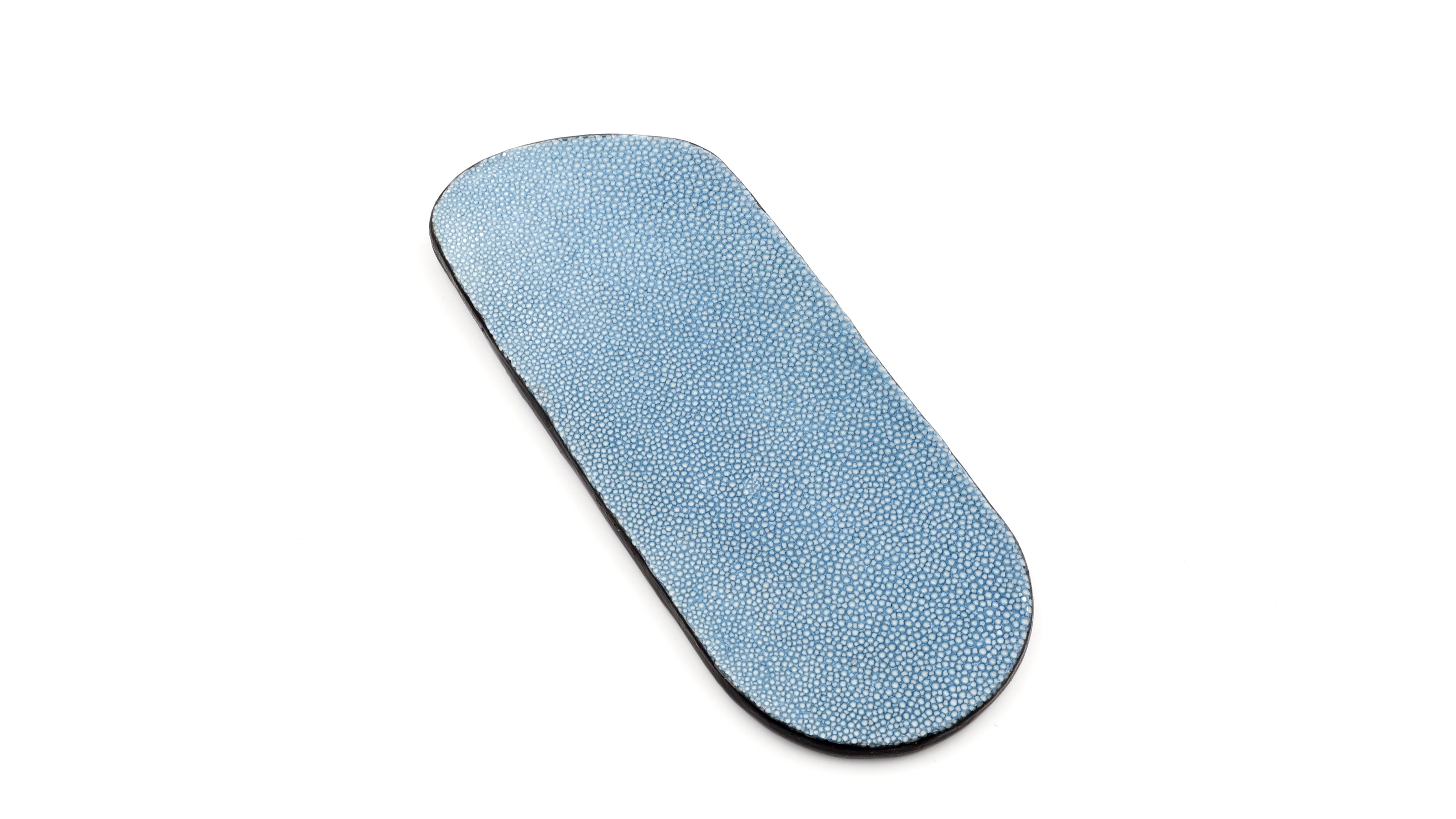 Atelier N°7 Stecketui Rochenleder hellblau 14,5 cm    