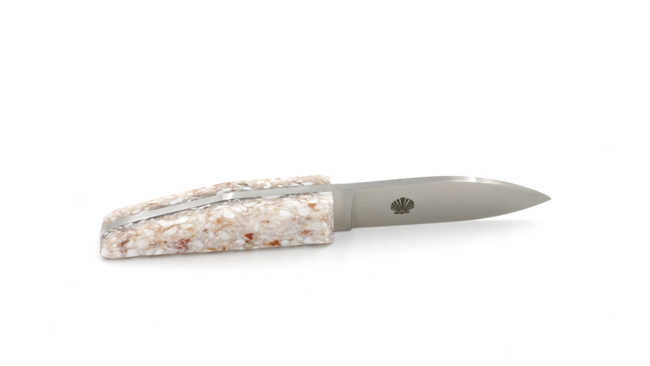 IMG_7019 Charles Canonoyster  knife scales st. Jaques shell stabilized