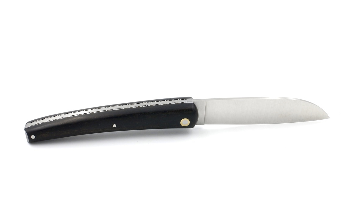 Liadou du Vallon® PETIT ebony chisled plates 10,5