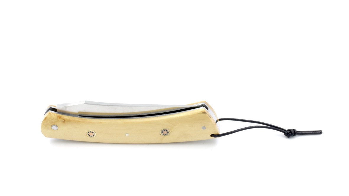 Laguiole en Aubrac CAMEMBERT knife boxwood mosaik pins
