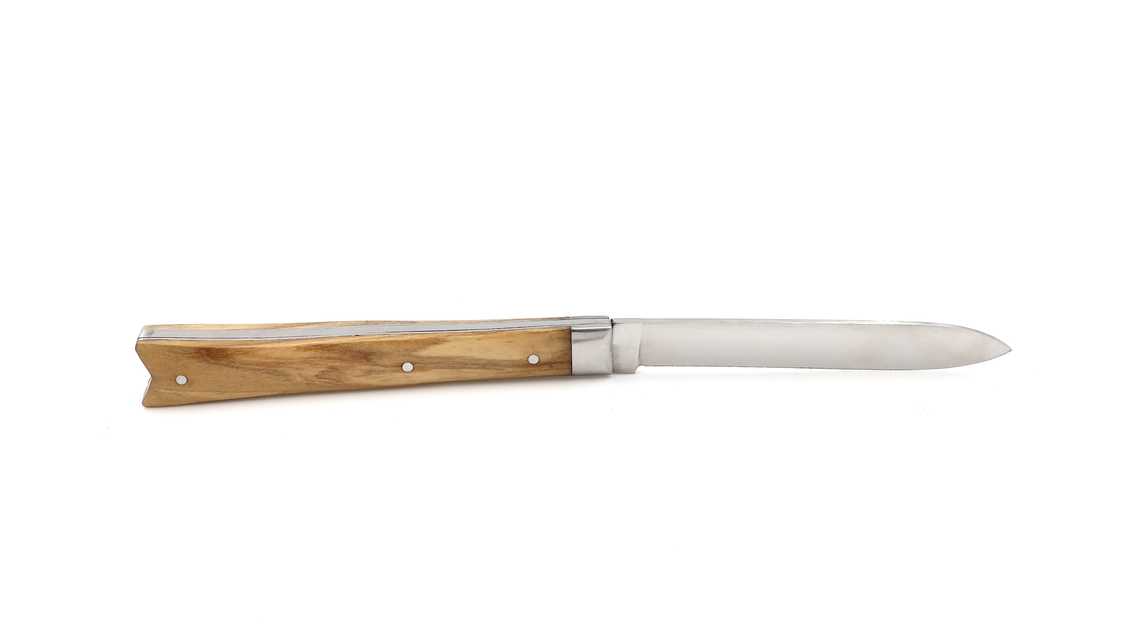 AU SABOT Queue de Poisson olivewood