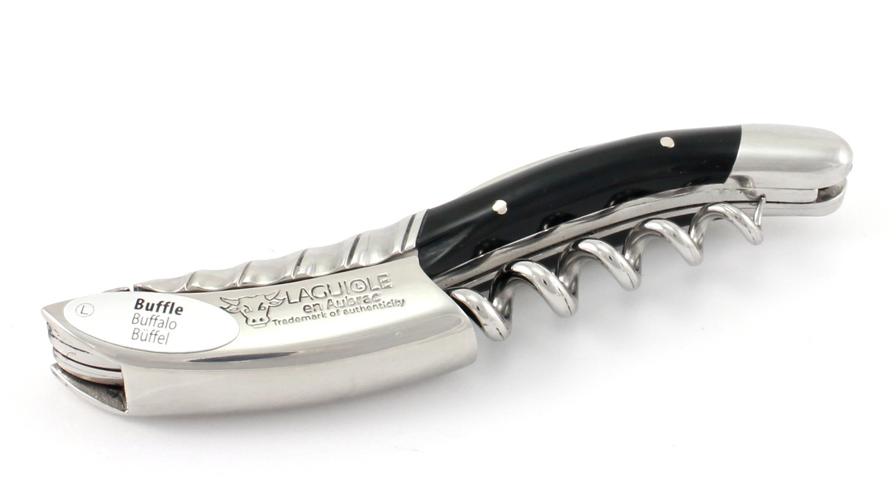 Laguiole en Aubrac Laguiole Sommelier knife Buffalohorn engraving Bosters Torsadé