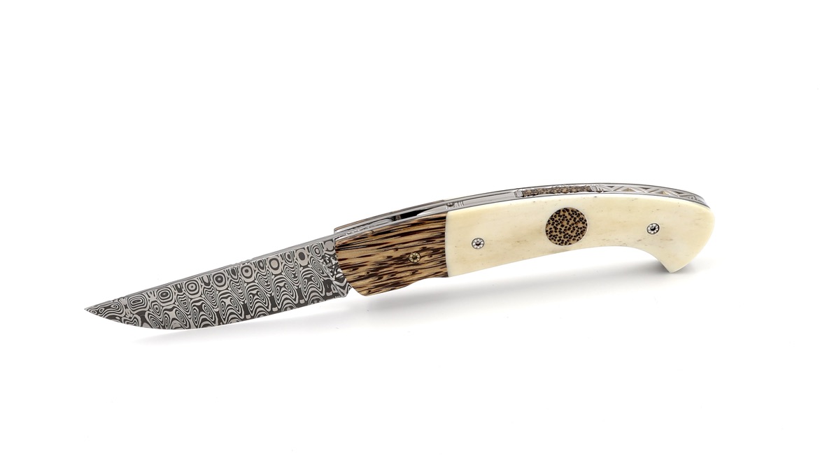 MANU LAPLACE 1515 ZULU palmwood and buffalo bone damascus MANU LAPLACE 1515 ZULU palmwood and buffalo bone damascus