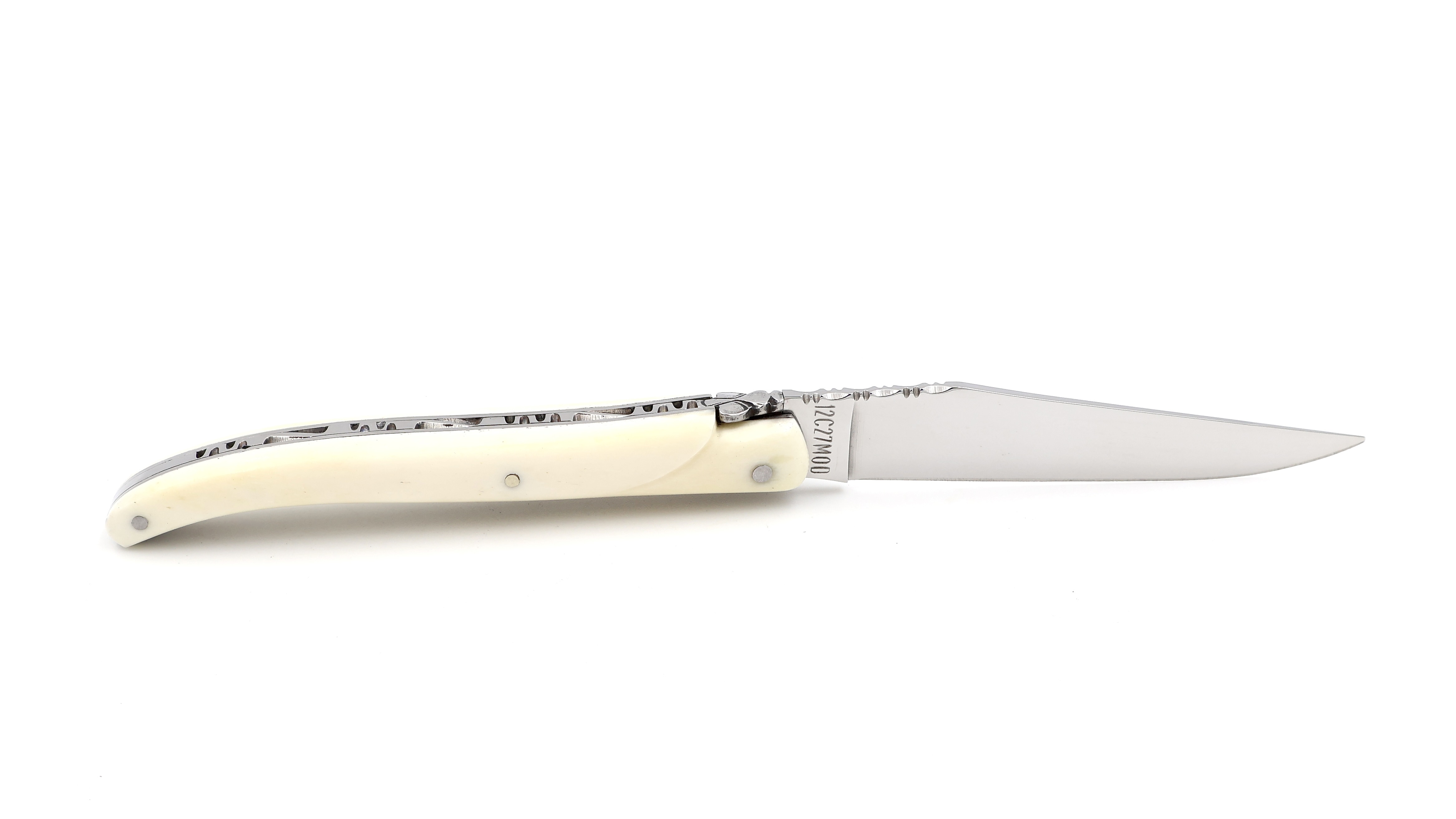 Laguiole en Aubrac bone full handle 10 cm