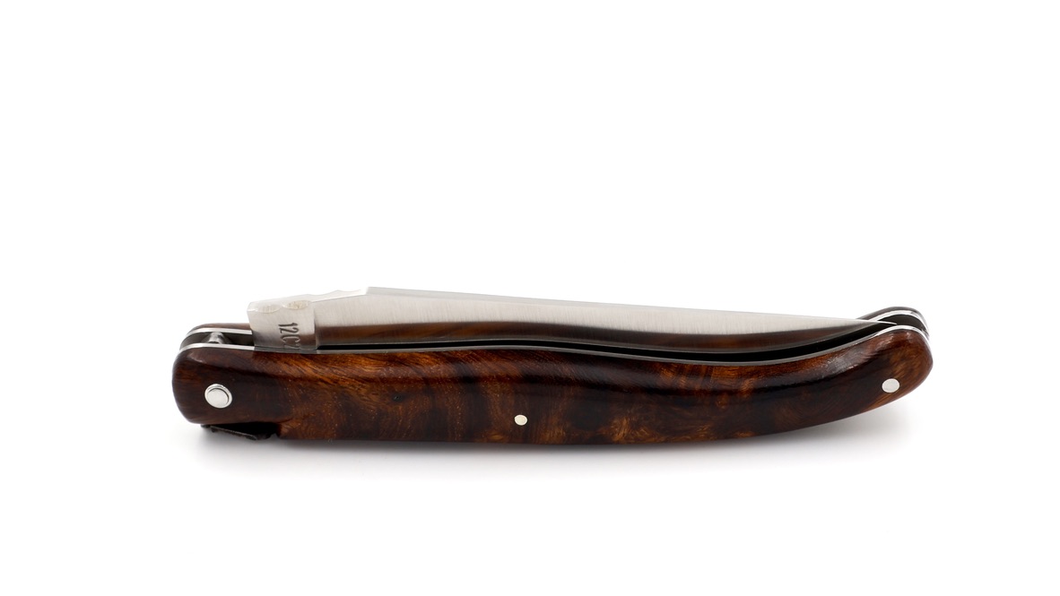 Laguiole en Aubrac master piece laguiole knife iron burlwood