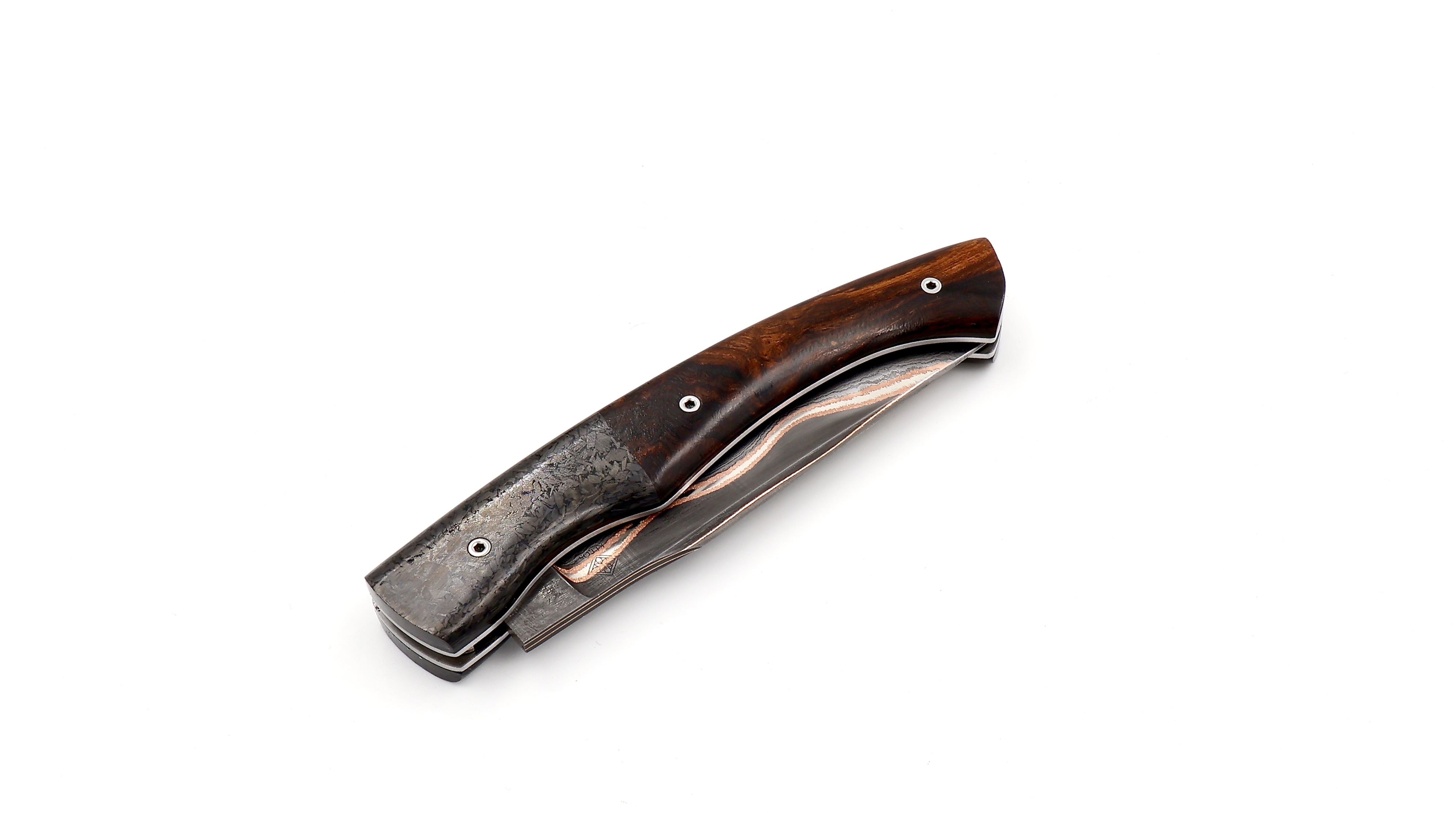 KLEOS folding knife LYKOS burl of iron wood/carbonfiber Volcanic River damascusblade Baker Forge