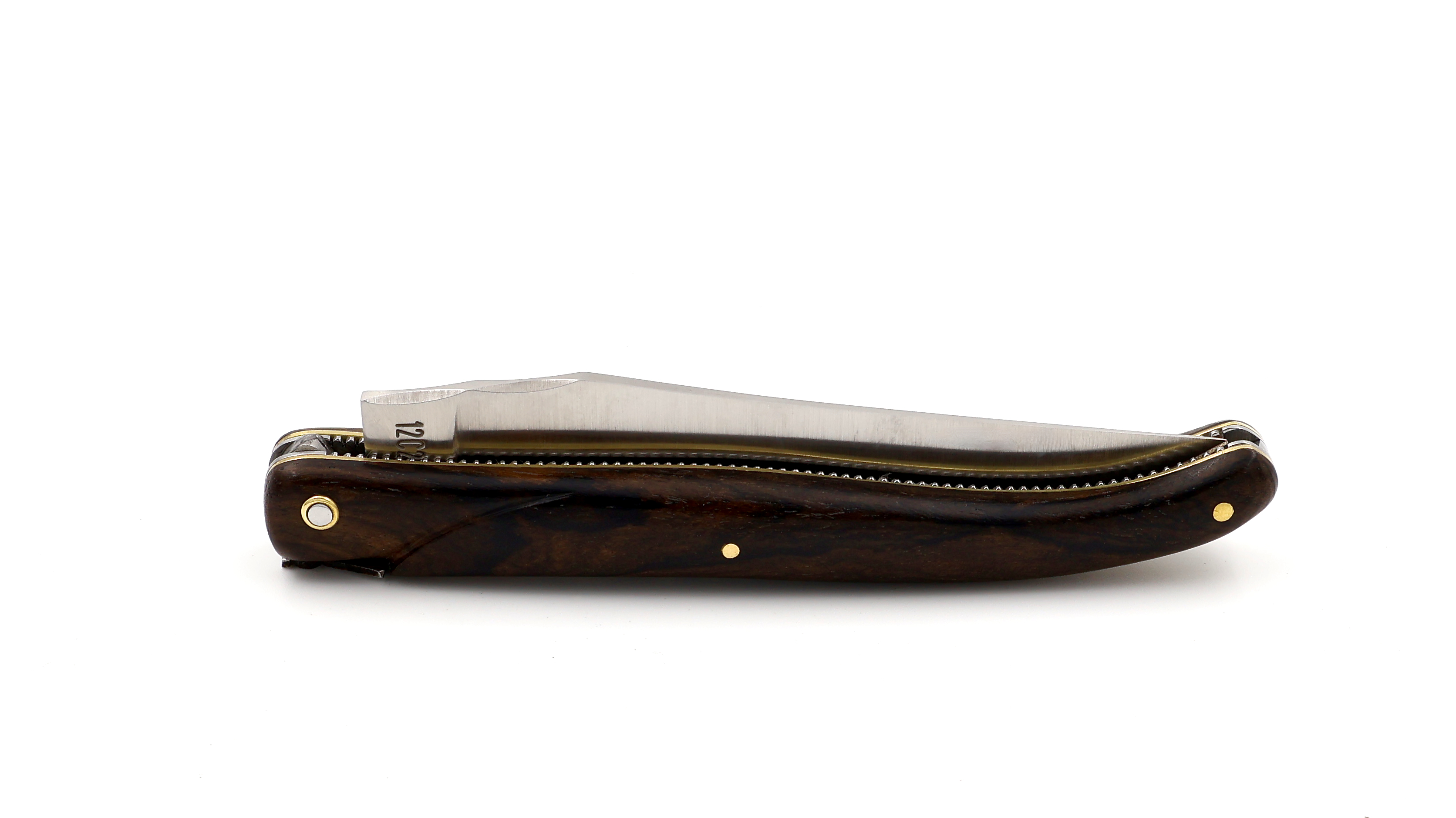 Laguiole en Aubrac "Pearl" full handle doubel plates bi-color walnut burlwood 12 cm