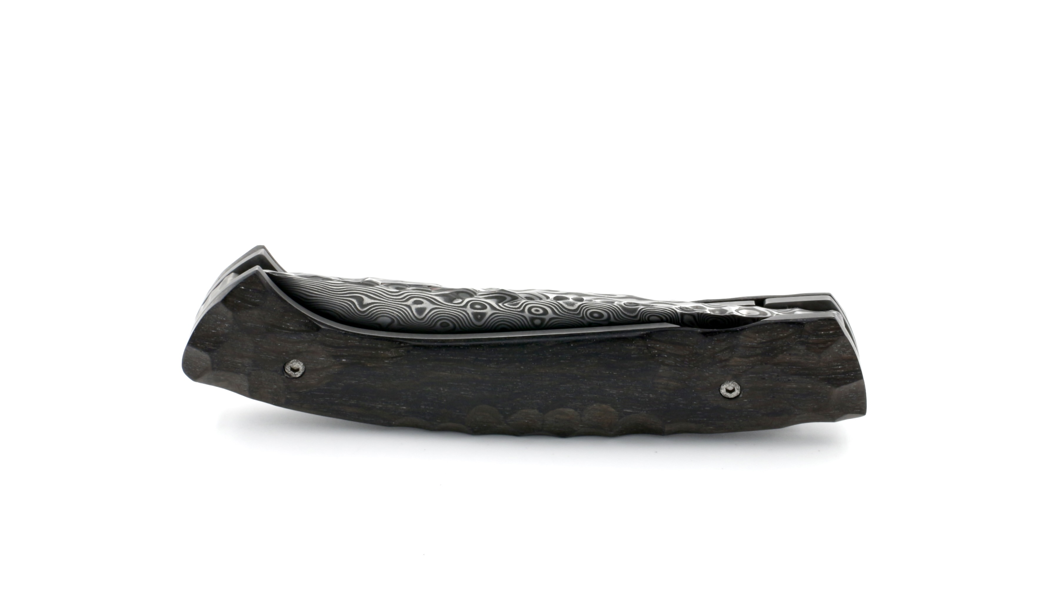 Manu LAPLACE 1515 PRIMITIVE bog oak damascus blade